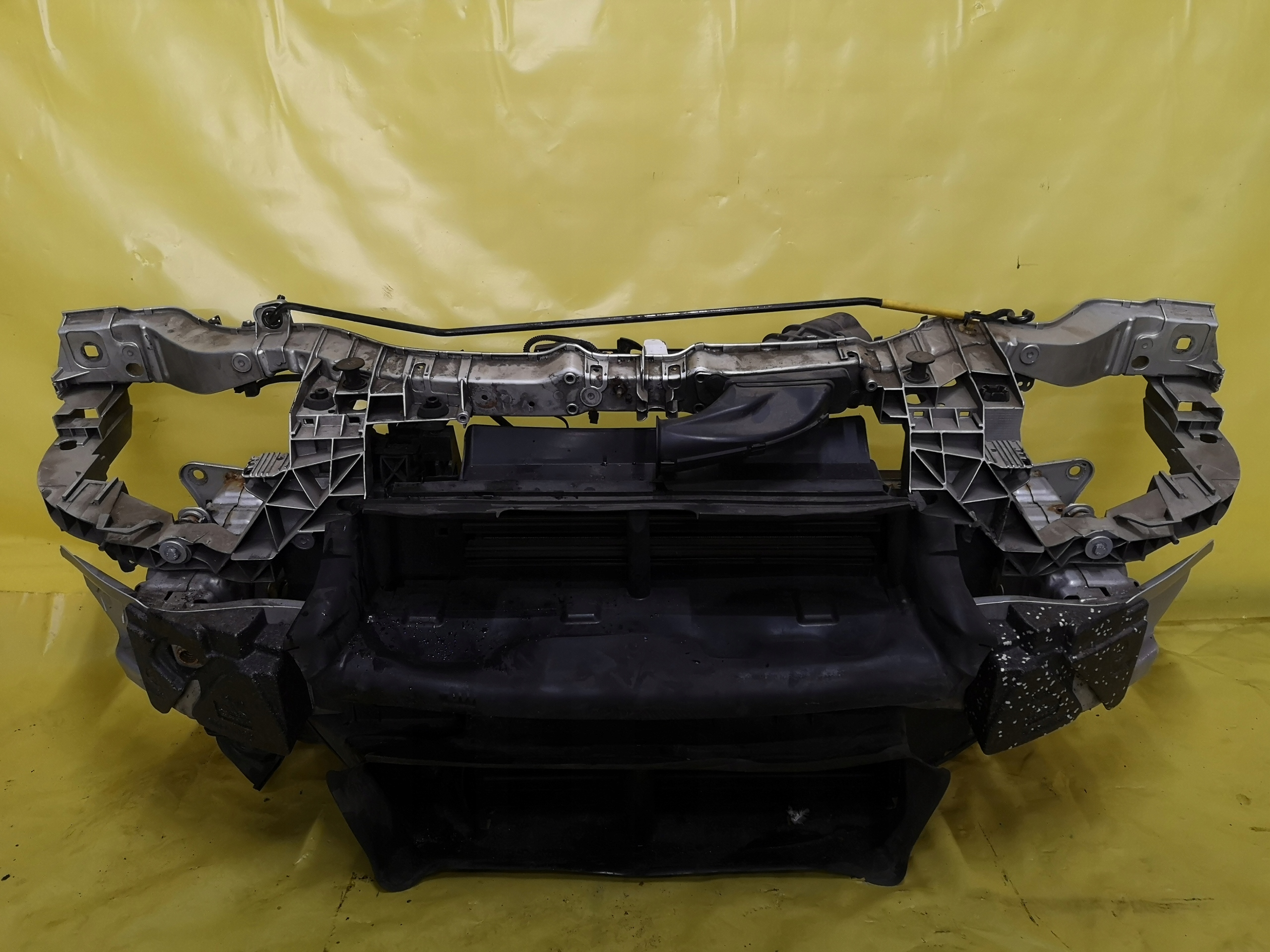 FORD FOCUS MK3 11- PAS PRZEDNI WZMOCNIENIE 1.0 EB