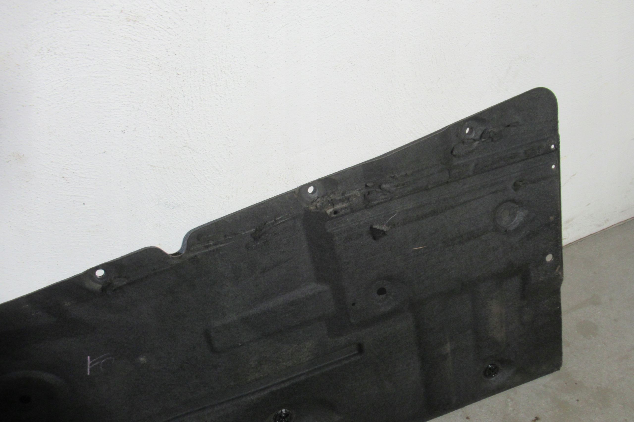 FORD FOCUS MK3 14 R cover chassis right
