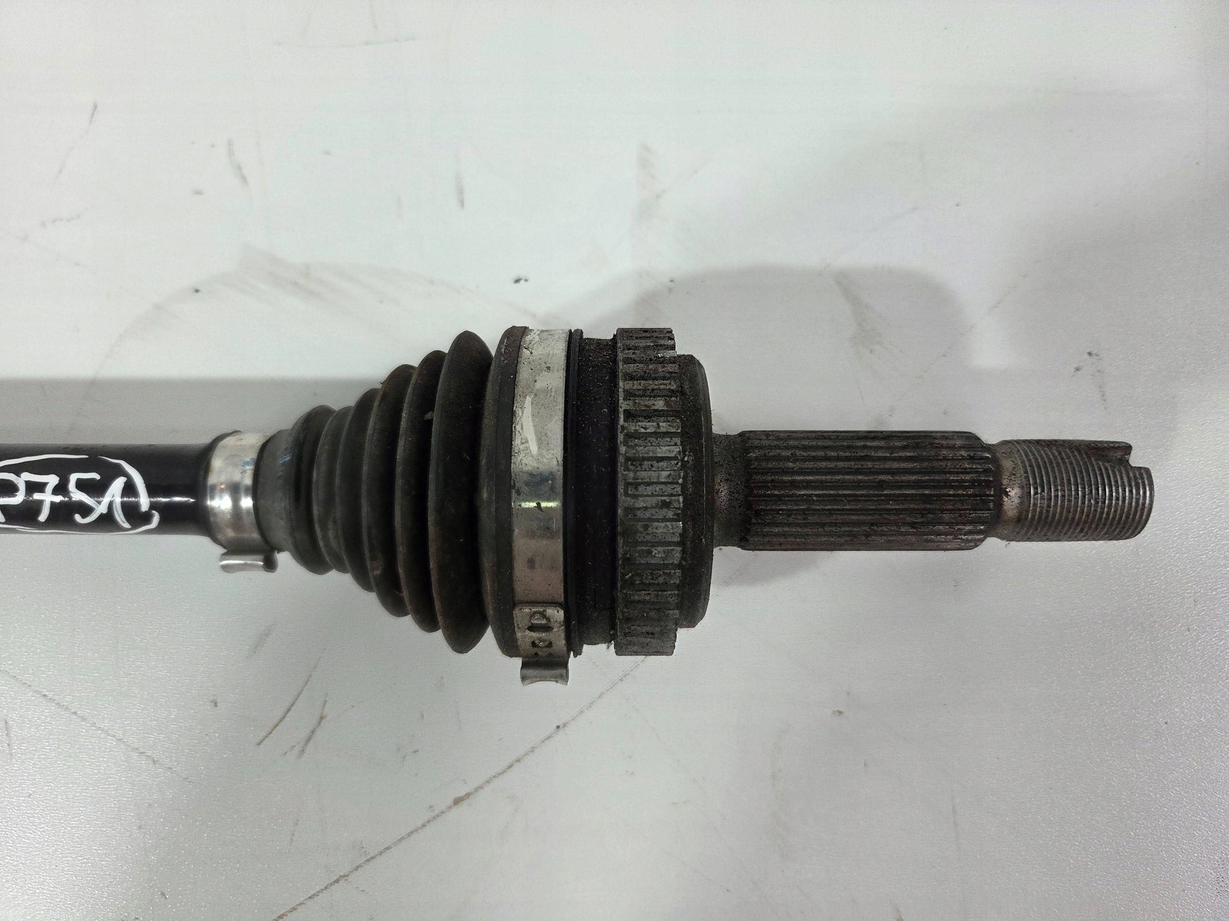 KIA Sportage QL semi-axis rear right=left 49600D7000 (P751)
