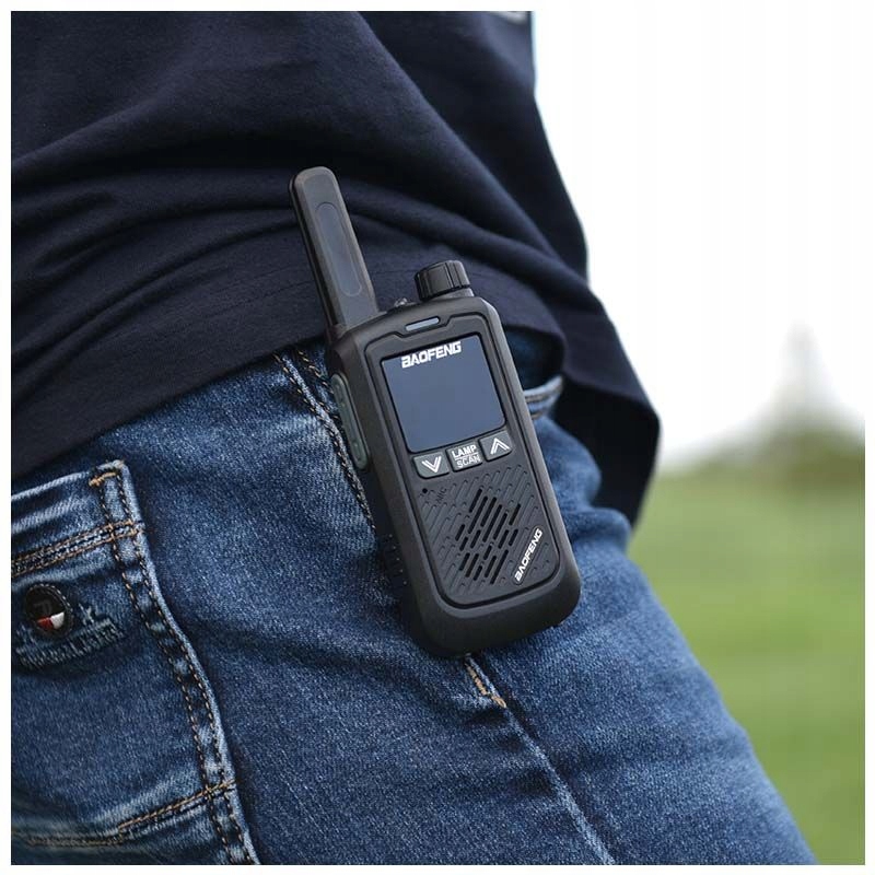 4x BAOFENG BF-T17 KRÓTKOFALÓWKA WALKIE TALKIE RADIOTELEFON LATARKA USB 4SZT Model BF-T17