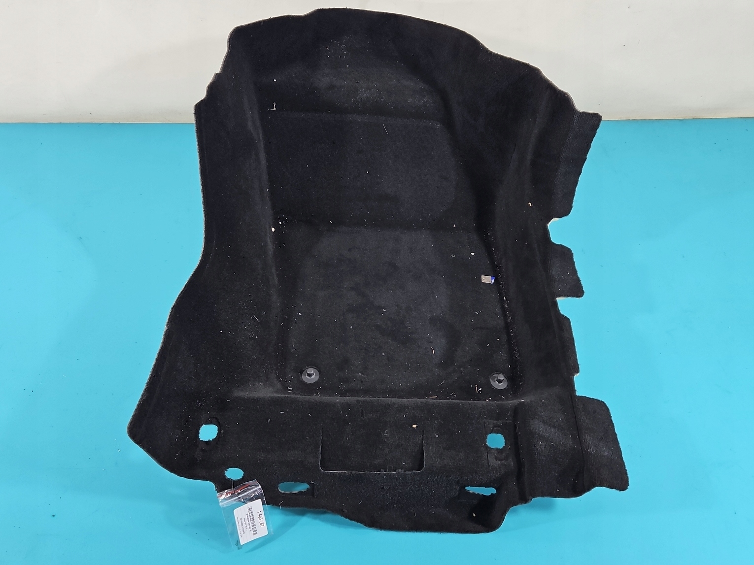 перед volvo V90