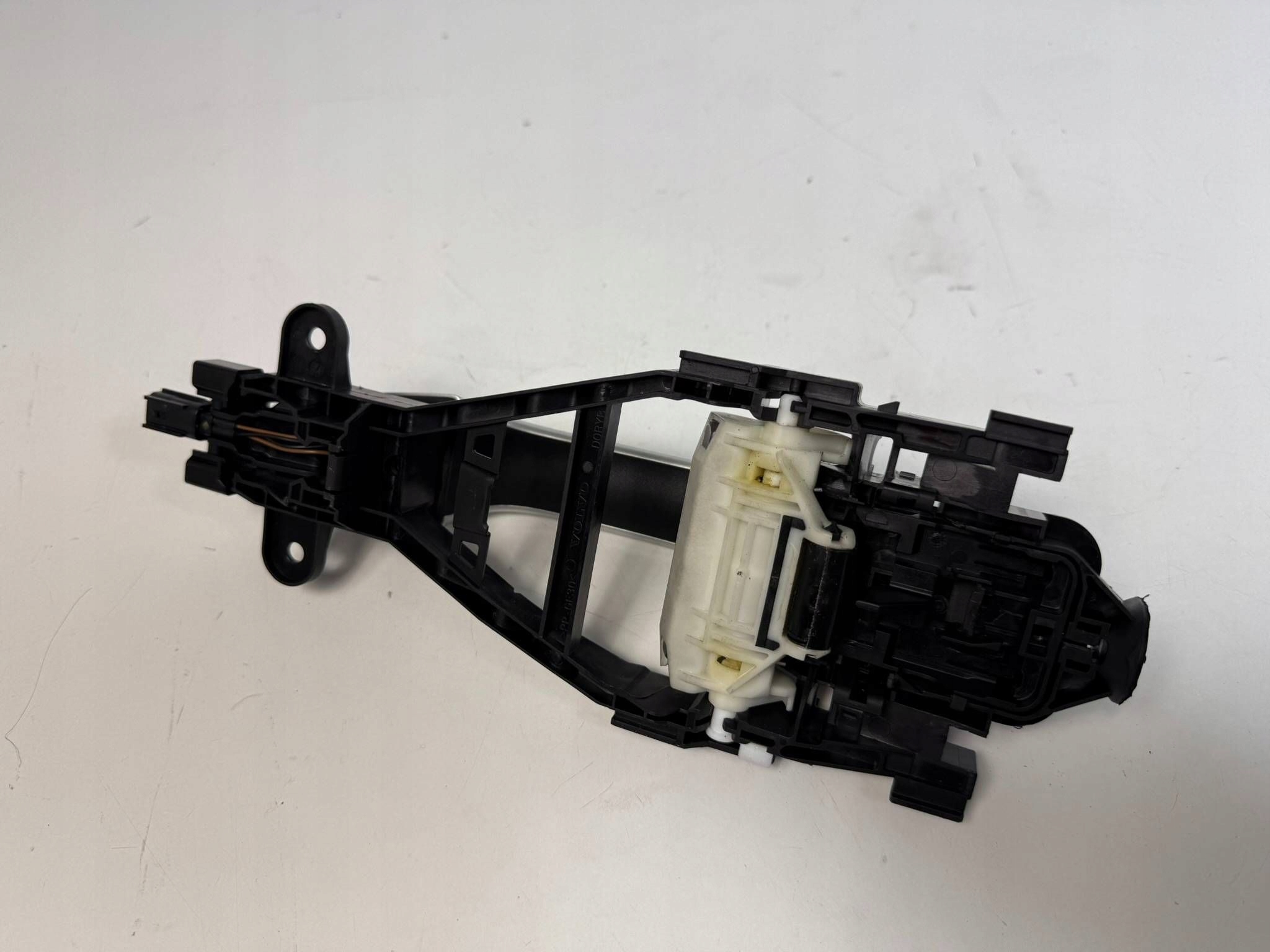 Volvo V60 II S60 III 2022 handle left rear 30747098