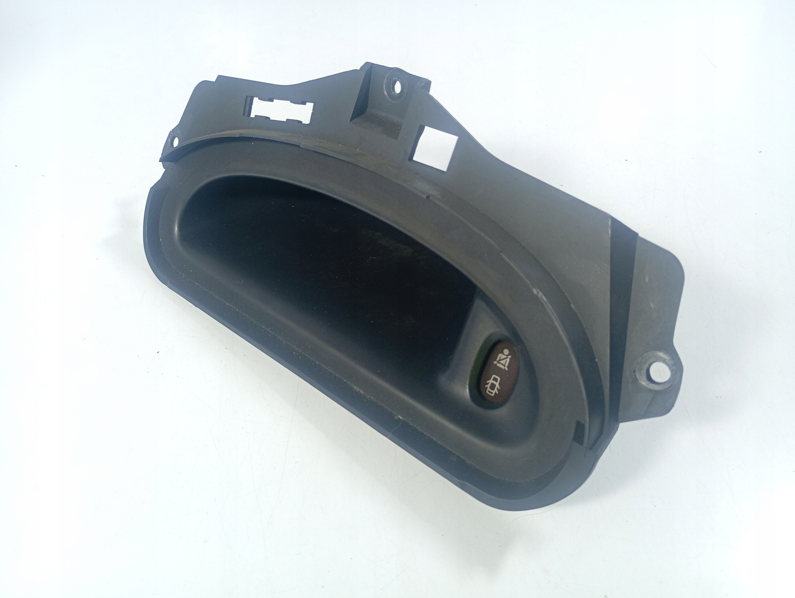 Renault Megane 1 and 95-03 passenger compartment OE 7700840696