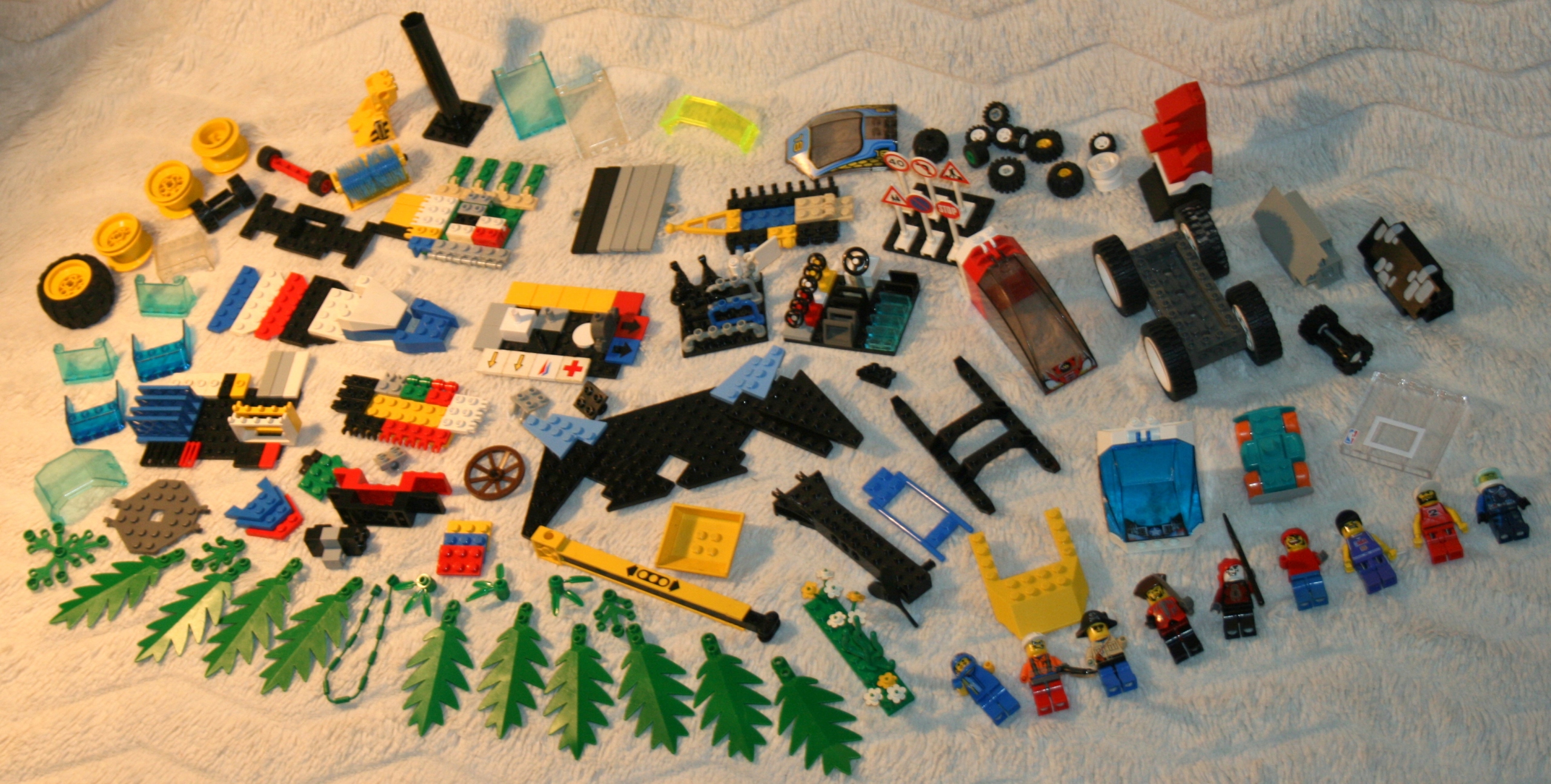 ORYGINALNE KLOCKI LEGO MEGA ZESTAW 1400 ELEMENTÓW Numer produktu 8409