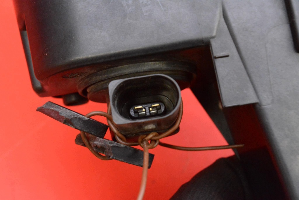 fog light left front front 176623 VW PASSAT B7 10-15