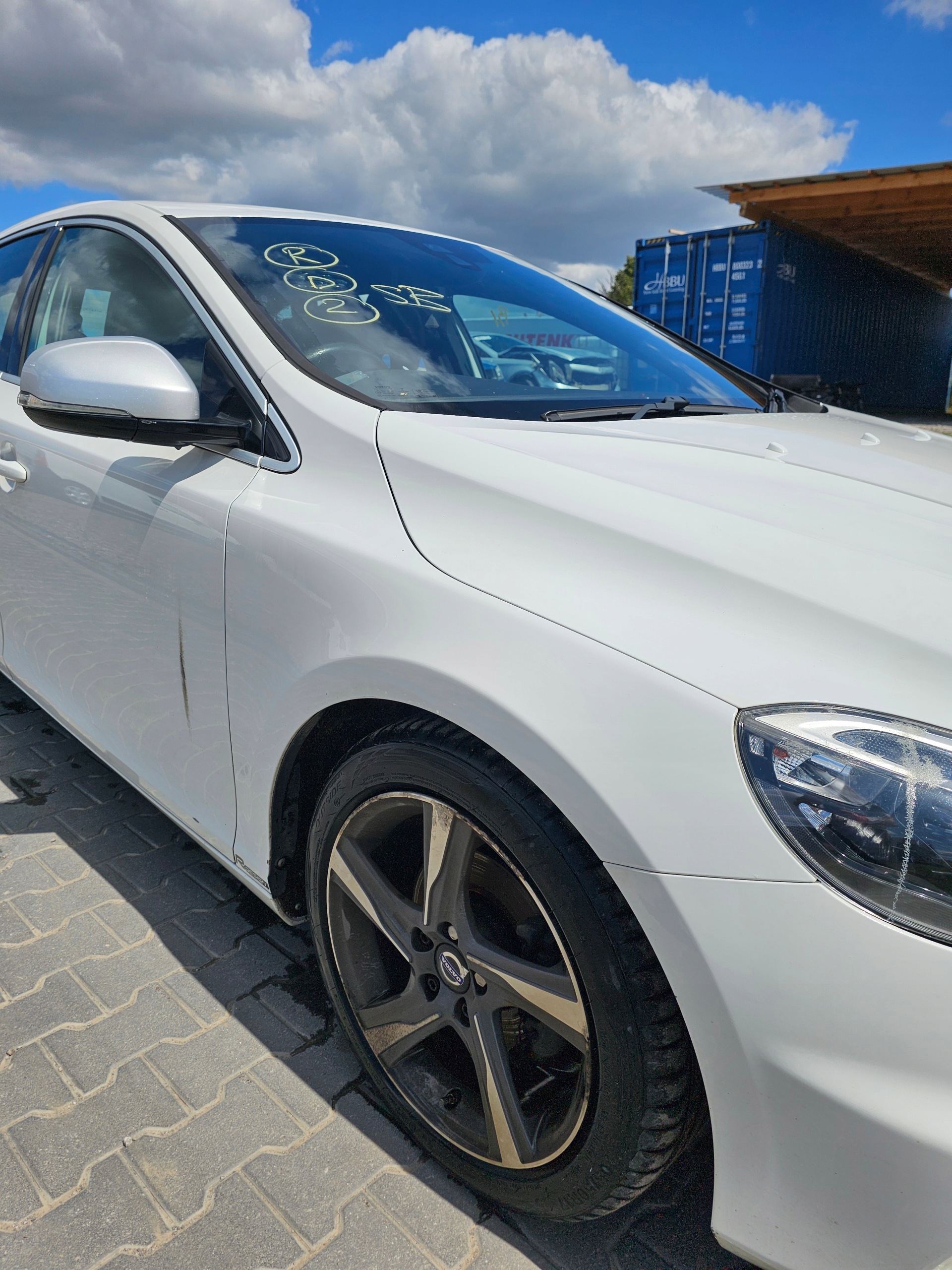 fender right front VOLVO V40 II 614-00