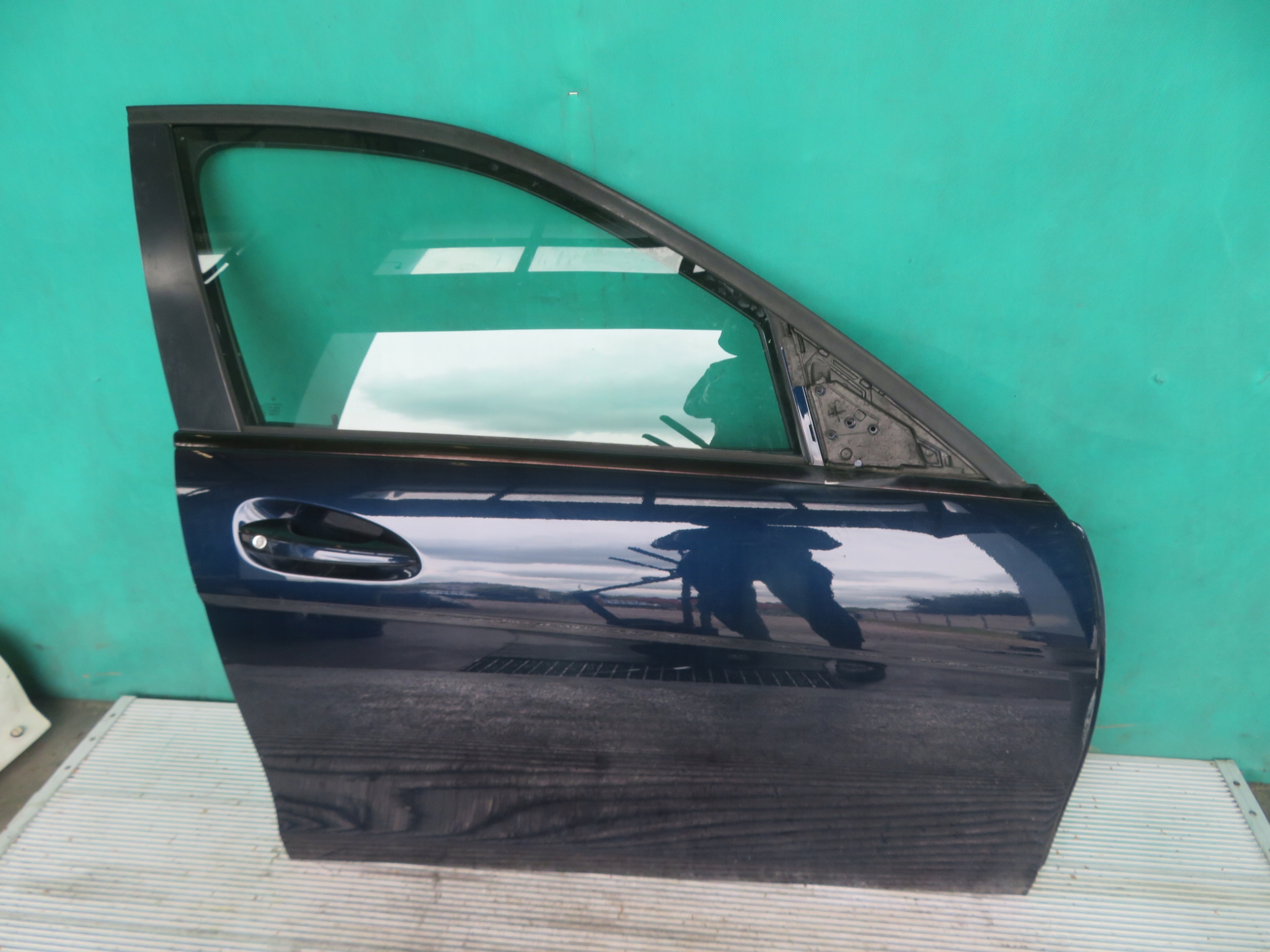 door right front MERCEDES C KLASA W204 12R
