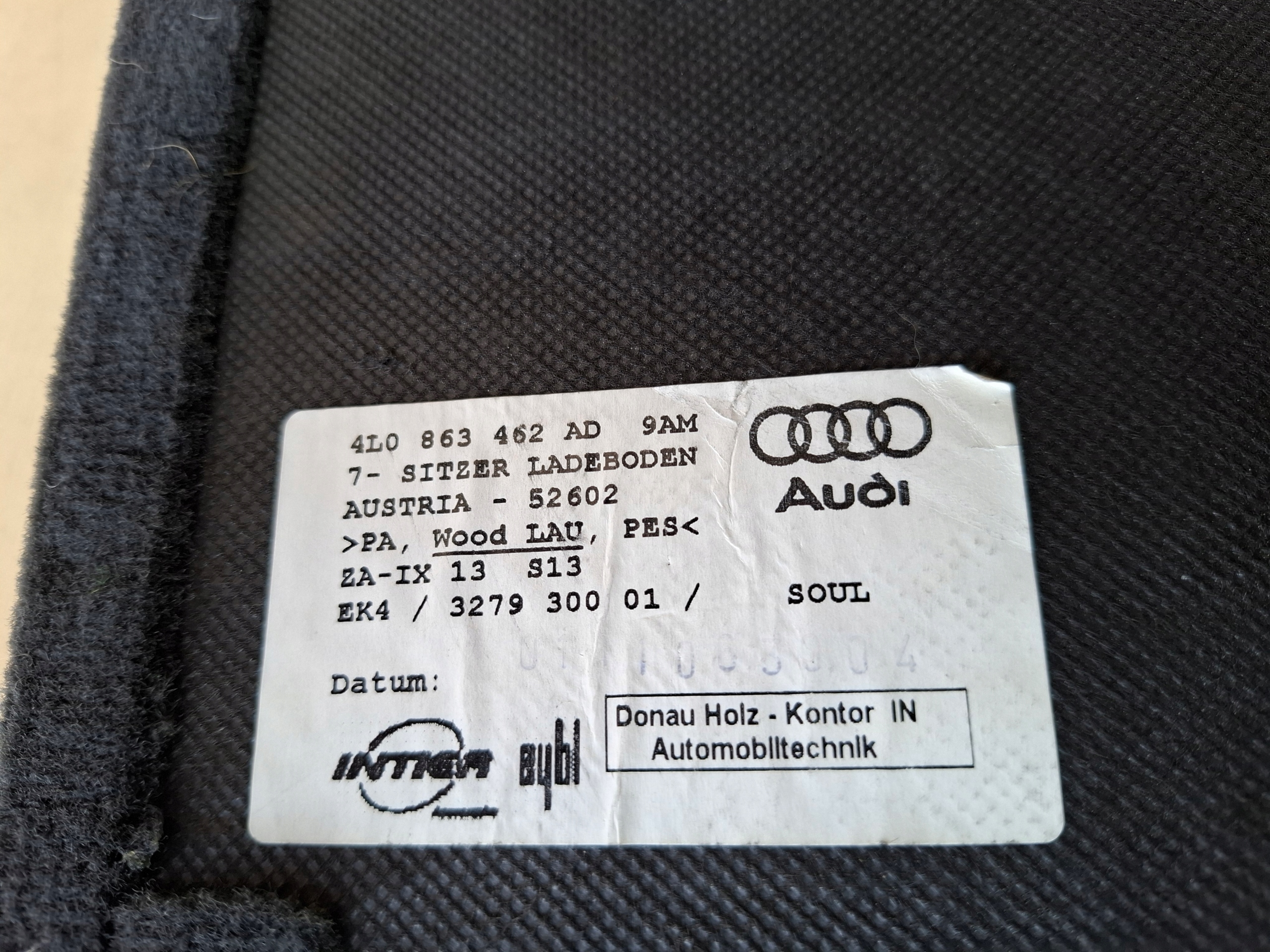 WYKLADINA floor boot AUDI Q7 4L 4L0863462AD