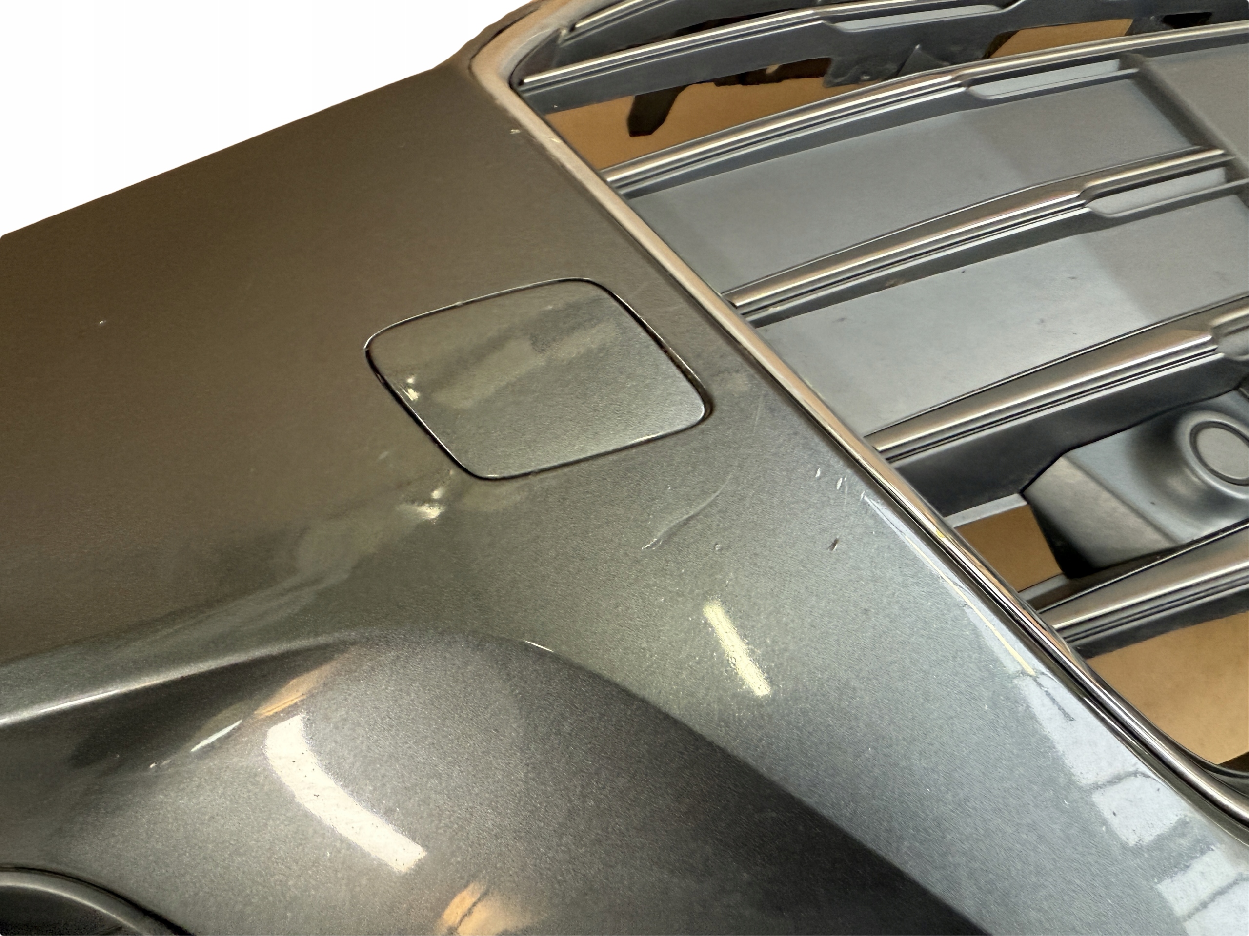 AUDI A5 8W bumper front LZ7S
