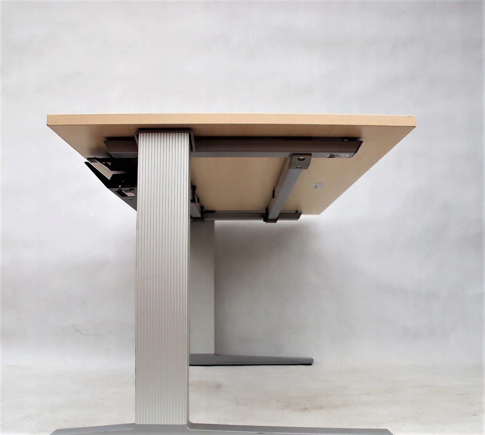 biurko Bene 160 x 80 klon Materiał blatu płyta laminowana