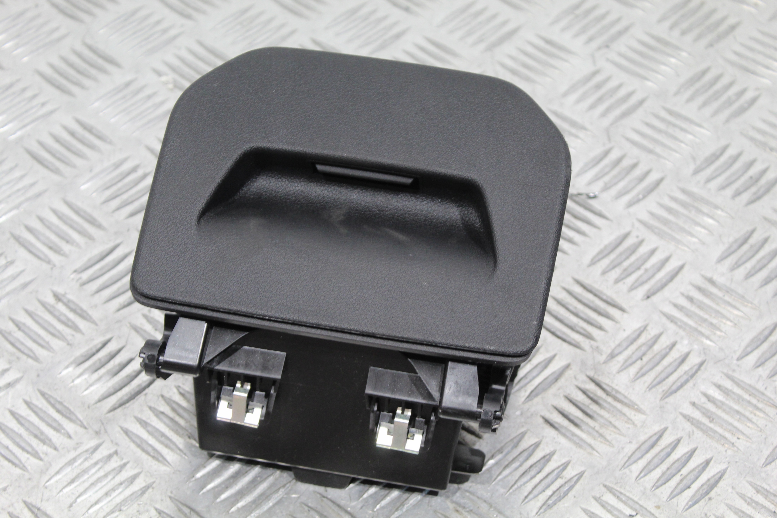 passenger compartment consoles BMW 1 M1 F40