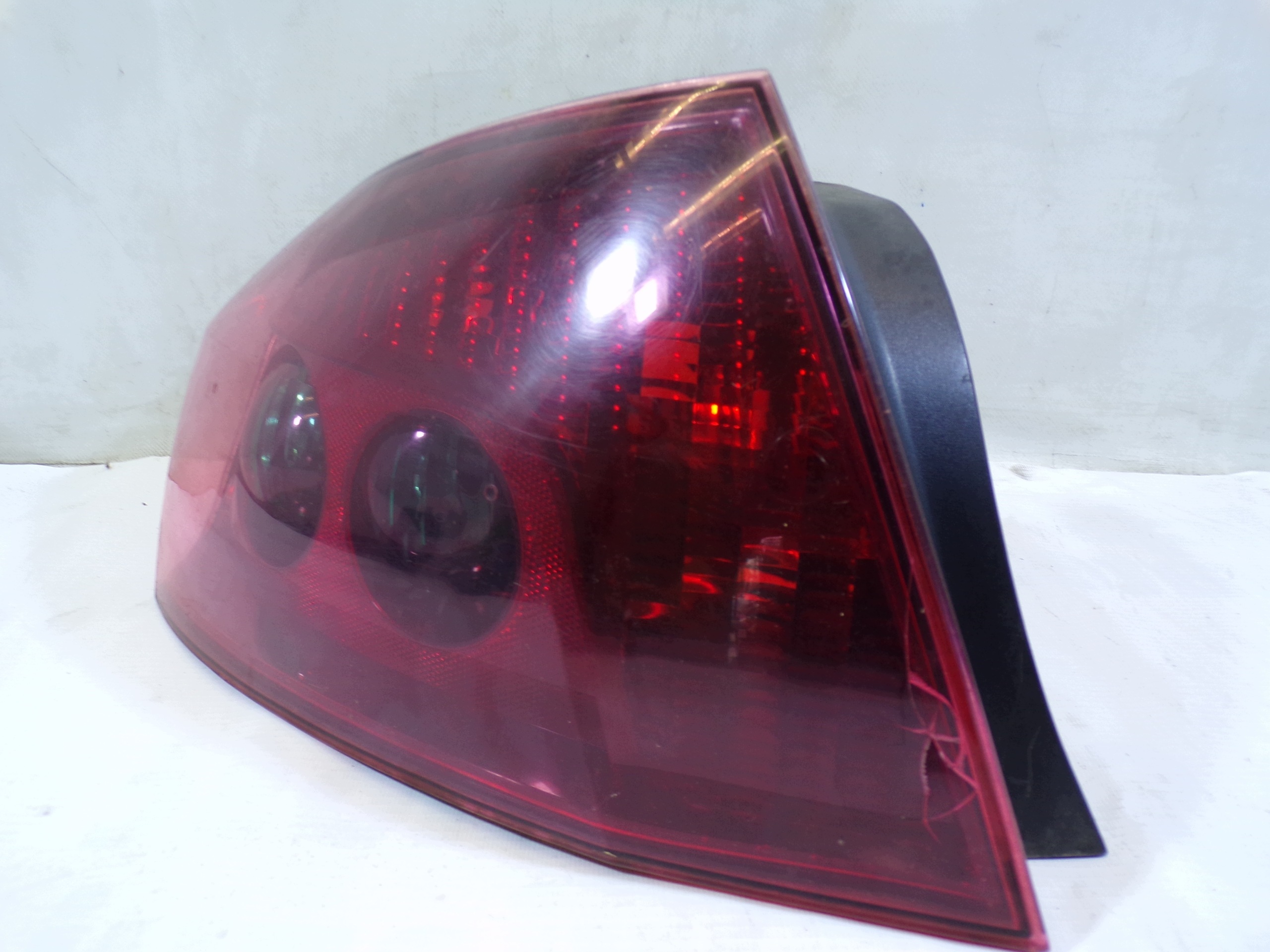 light rear rear part left PEUGEOT 407 sedan (1)(K)