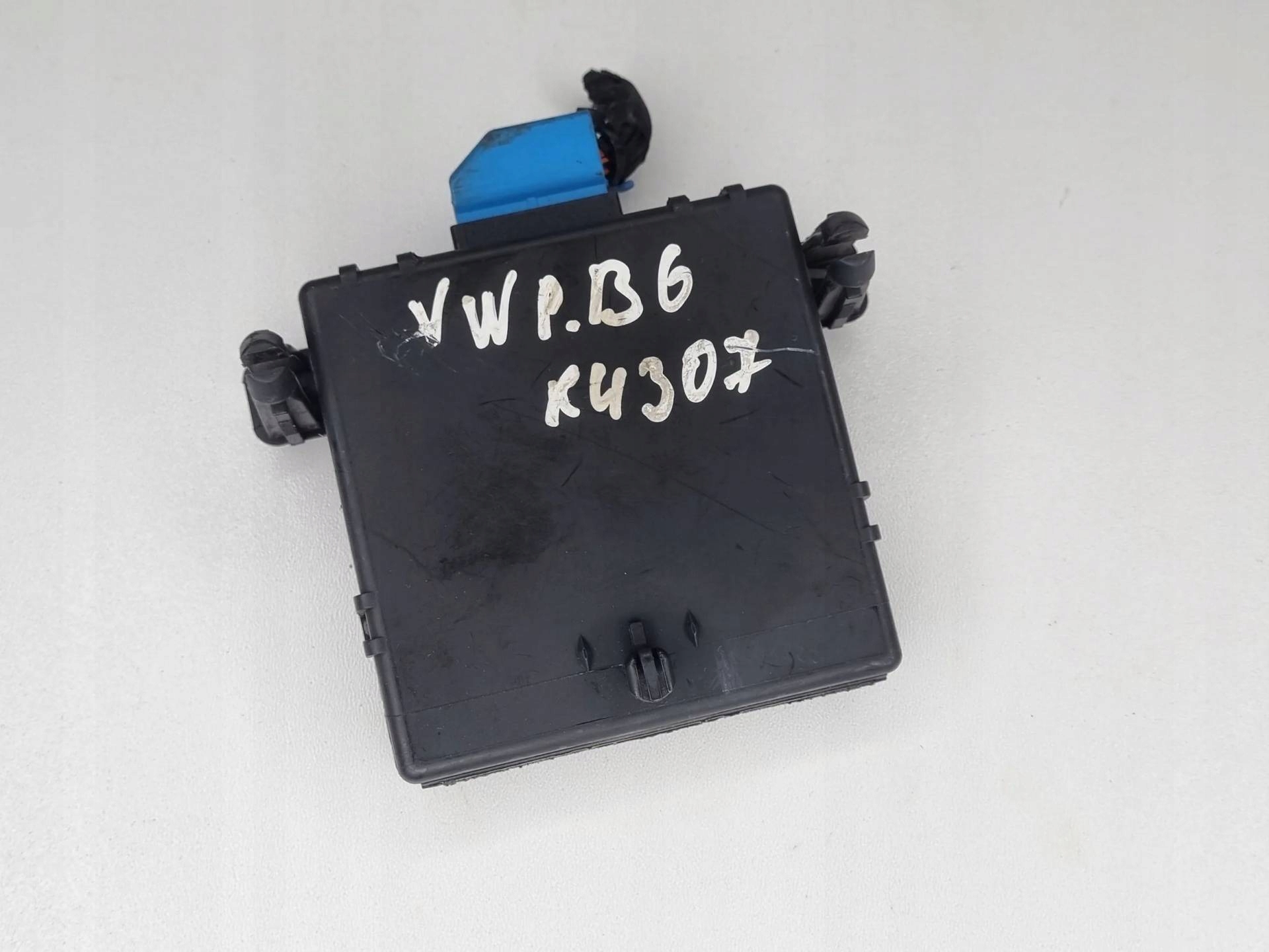 module control unit Gateway Volkswagen Passat B6 2006 3C0907530C