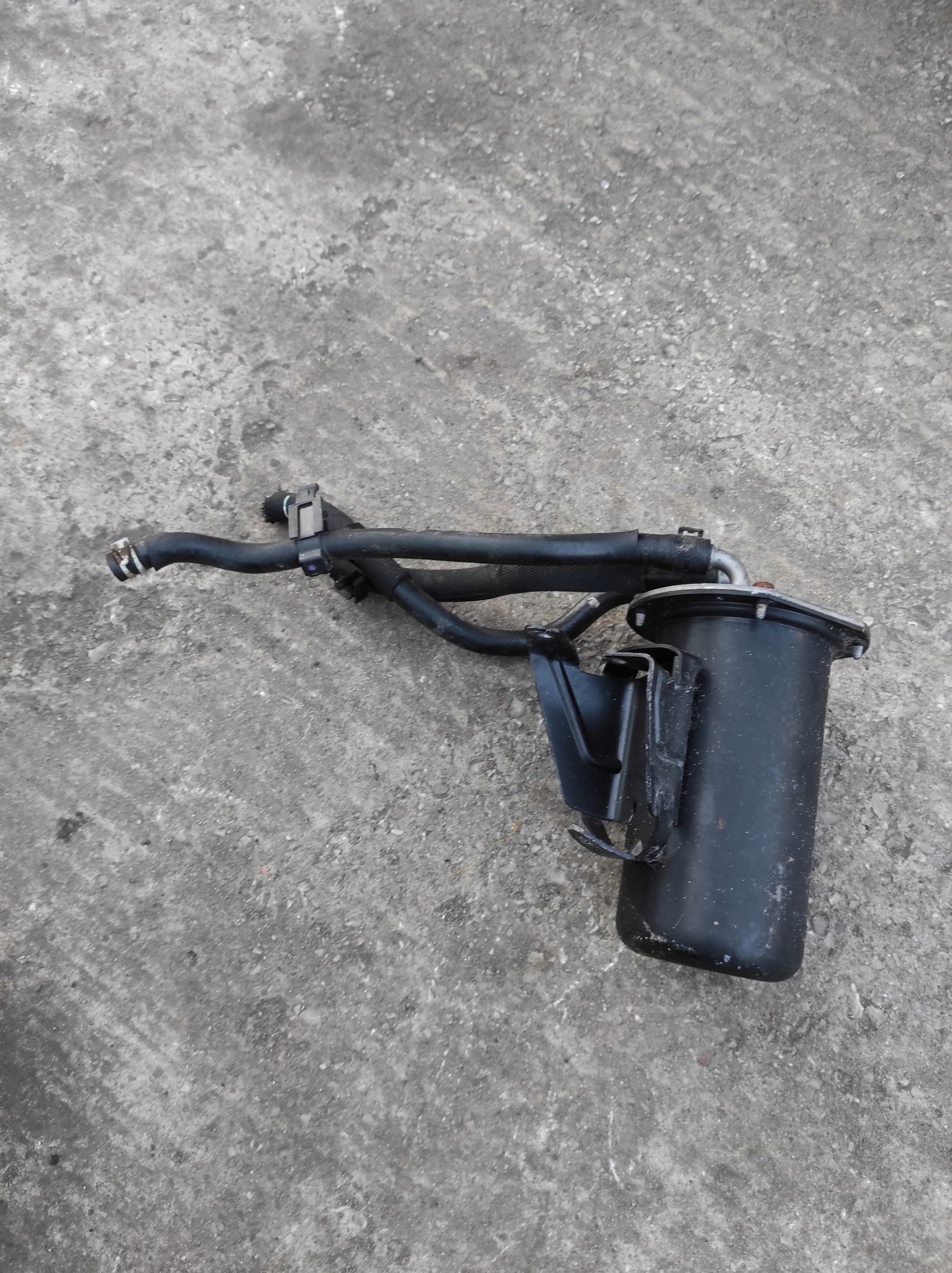 poklopač filtera goriva VOLKSWAGEN AUDI TDI 5Q0127399BC