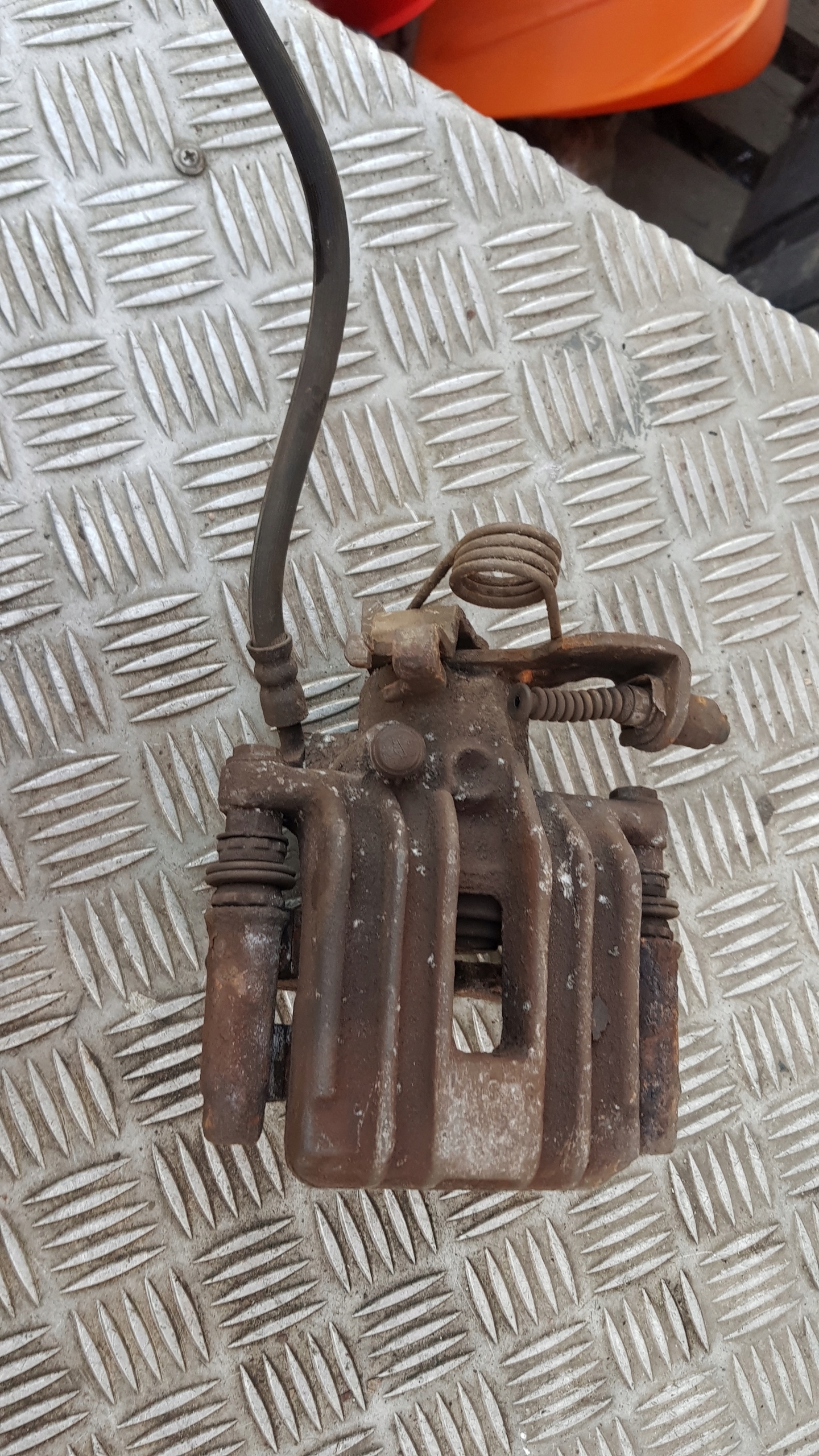 A4 B6 Bremssattel Bremse Sattel Brems- heck links rechts