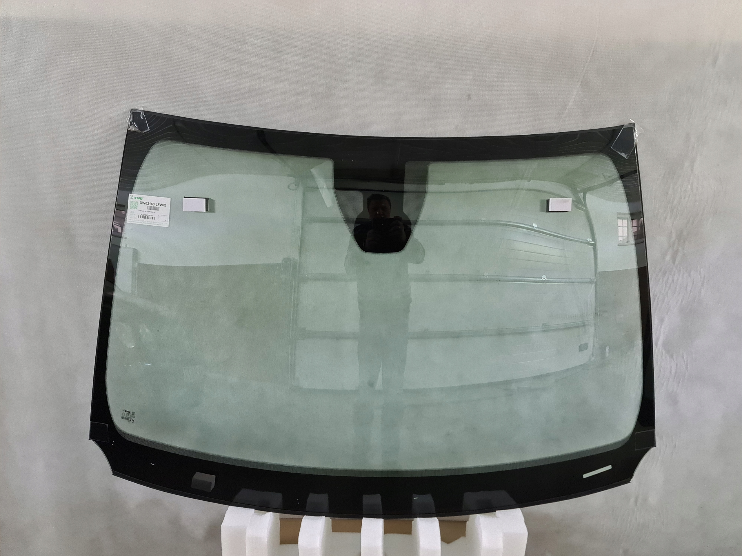 SZYBA PRZEDNIA CZOŁOWA CHRYSLER 200 PO 2015