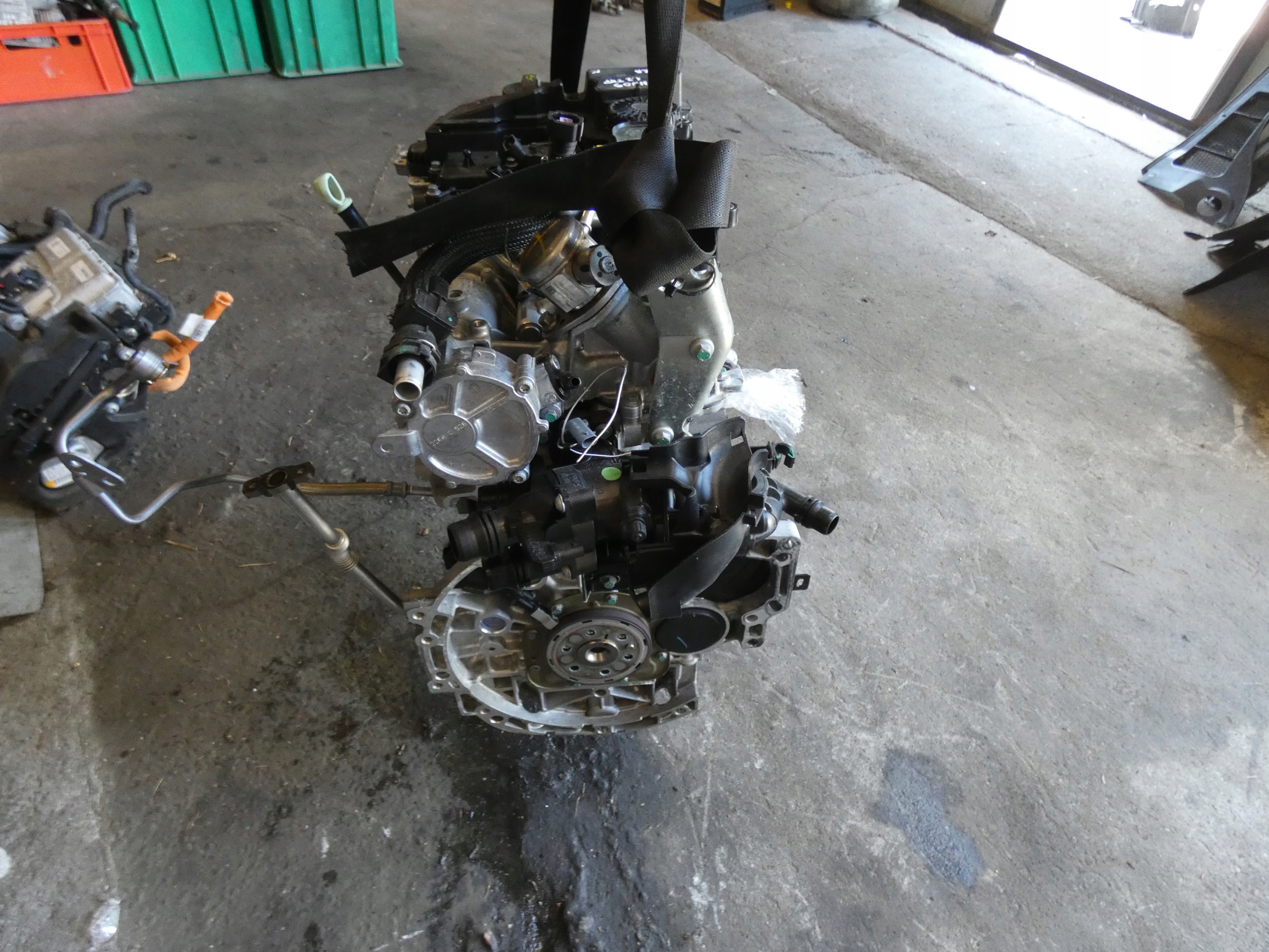 CITROEN PEUGEOT OPEL 1.2 THP engine KOMPLET HN09