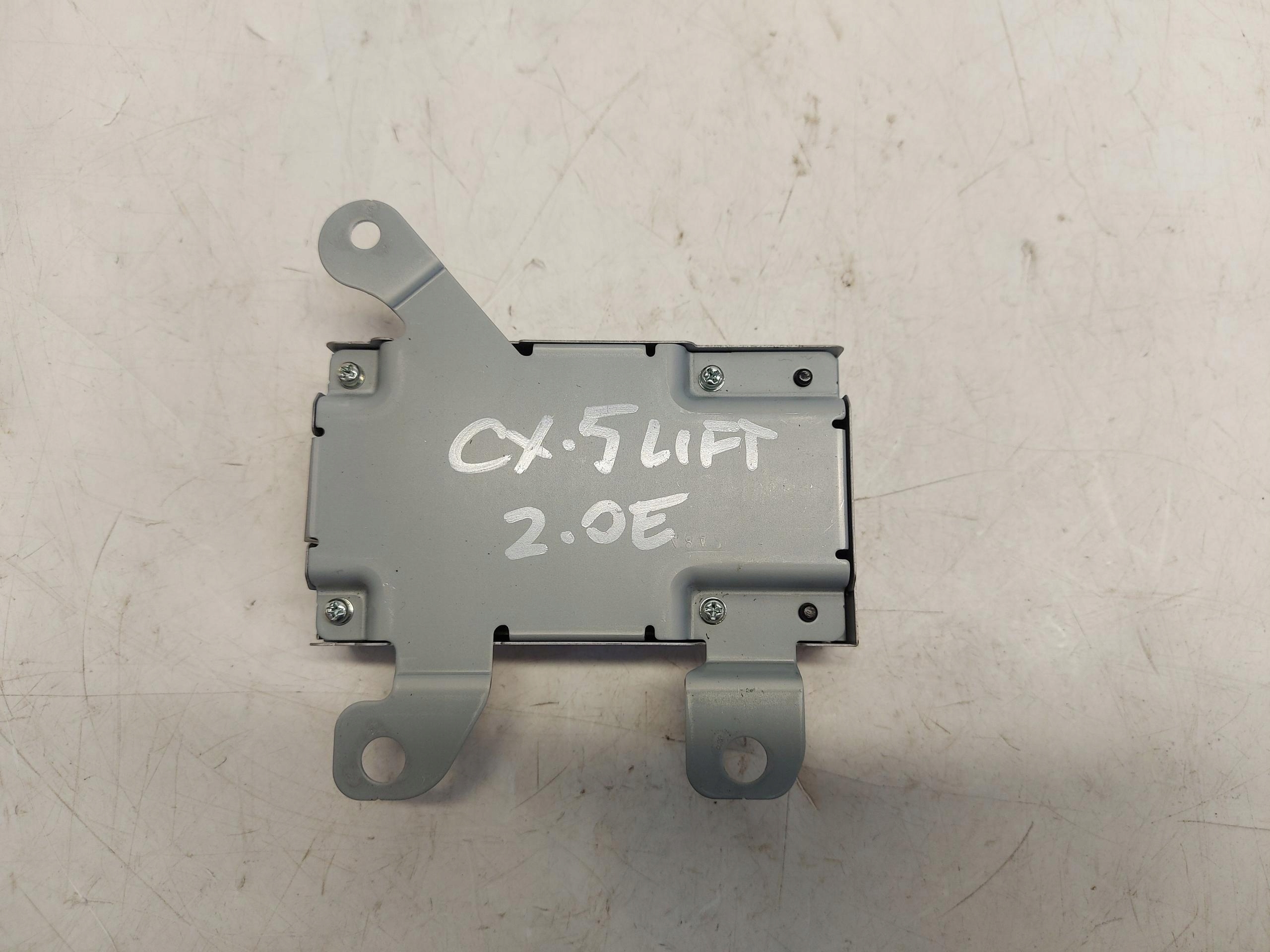 Mazda CX5 II Lift module control unit KB8M677G0A