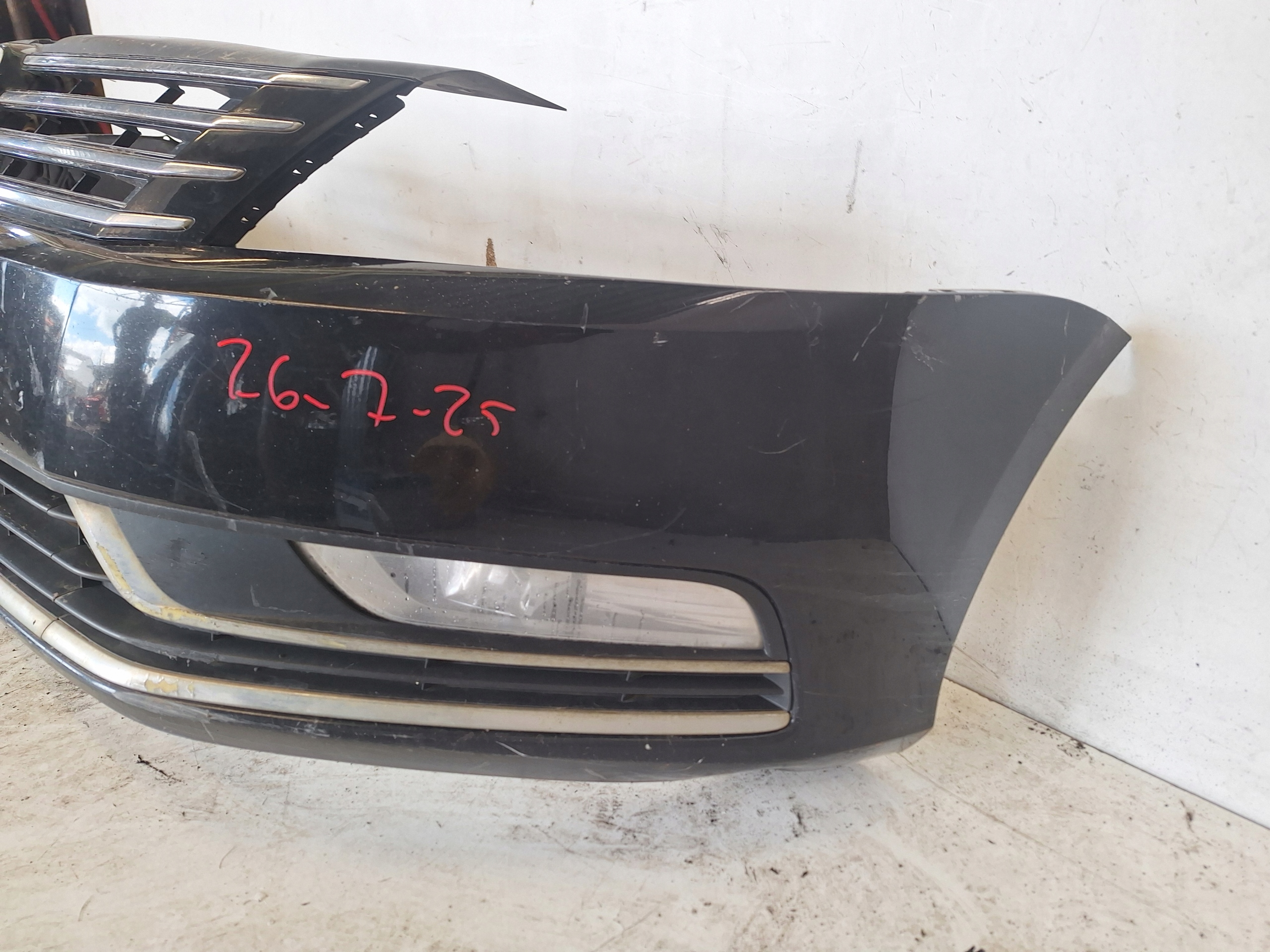 VOLKSWAGEN PASSAT B7 10-14 bumper + grille