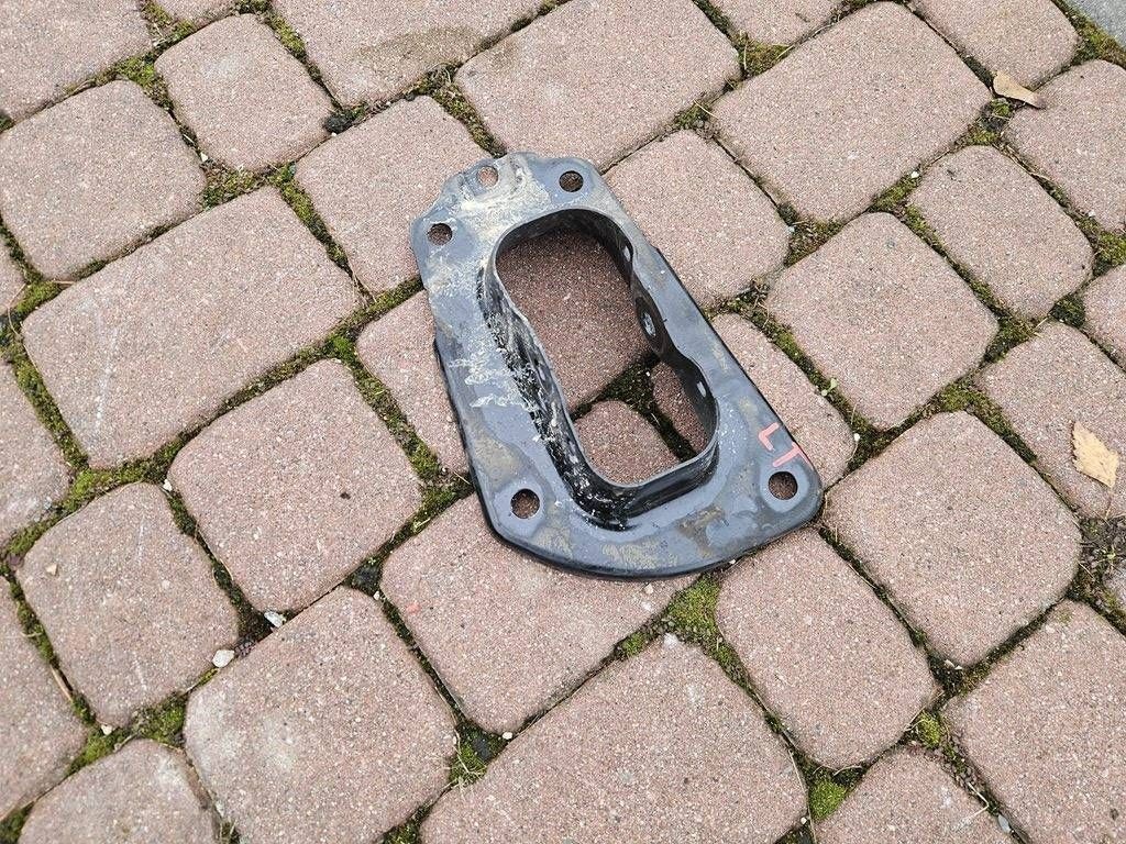 Halter Halter Stütze Achsträgers heck hinten l Toyota Corolla E210 E21