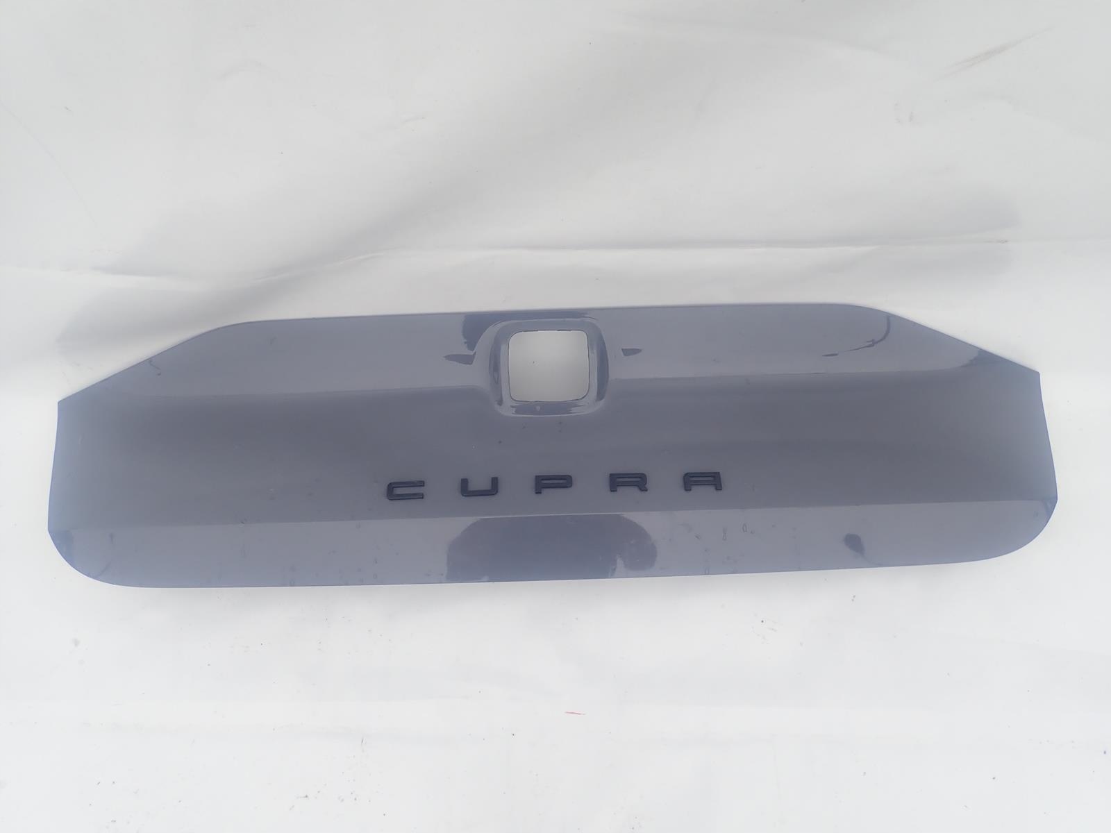 CUPRA LEON KOMBI SPORTSTOURER 21- cap bonnet rear part