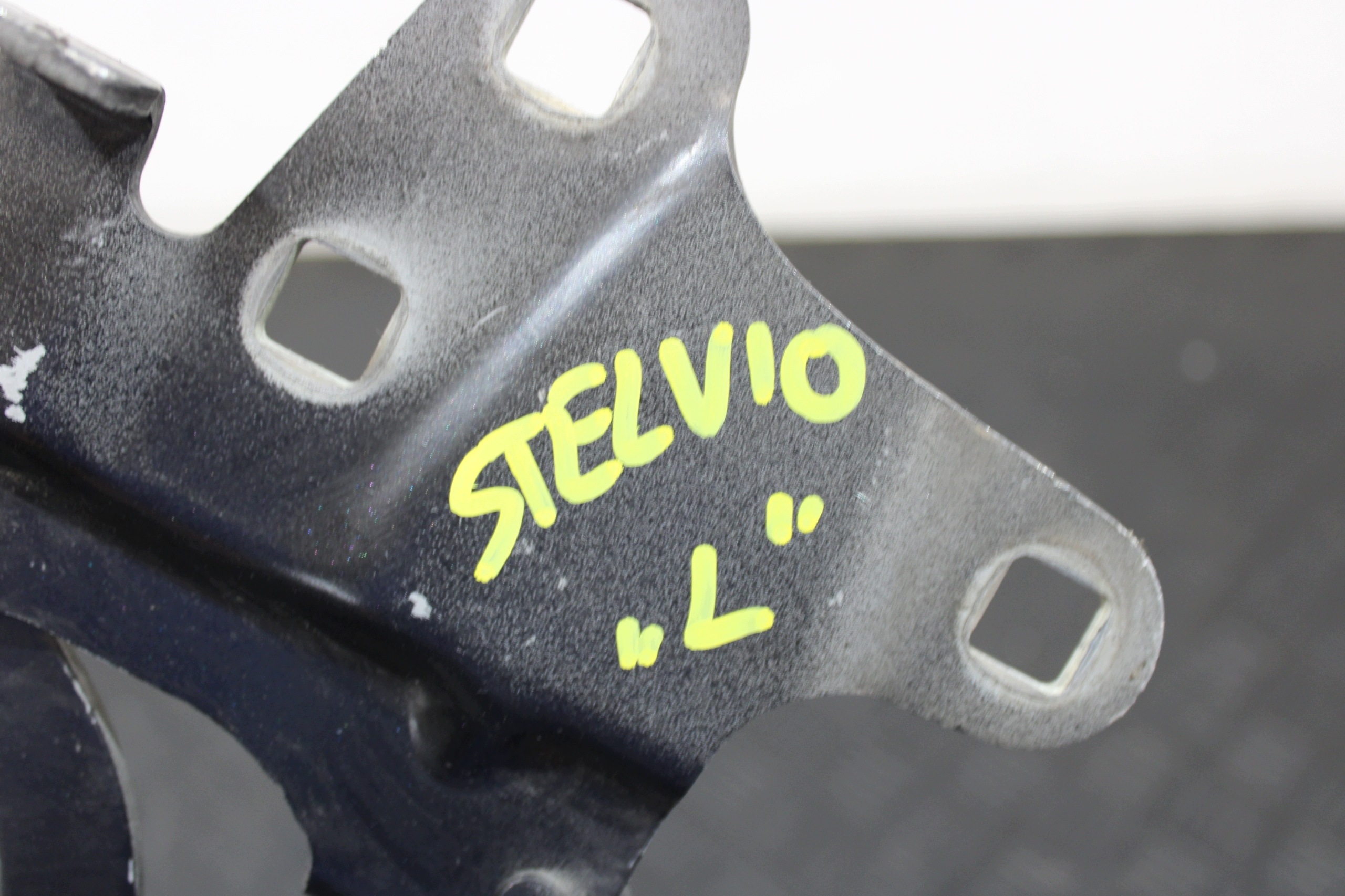 hinge bonnets left ALFA ROMEO STELVIO
