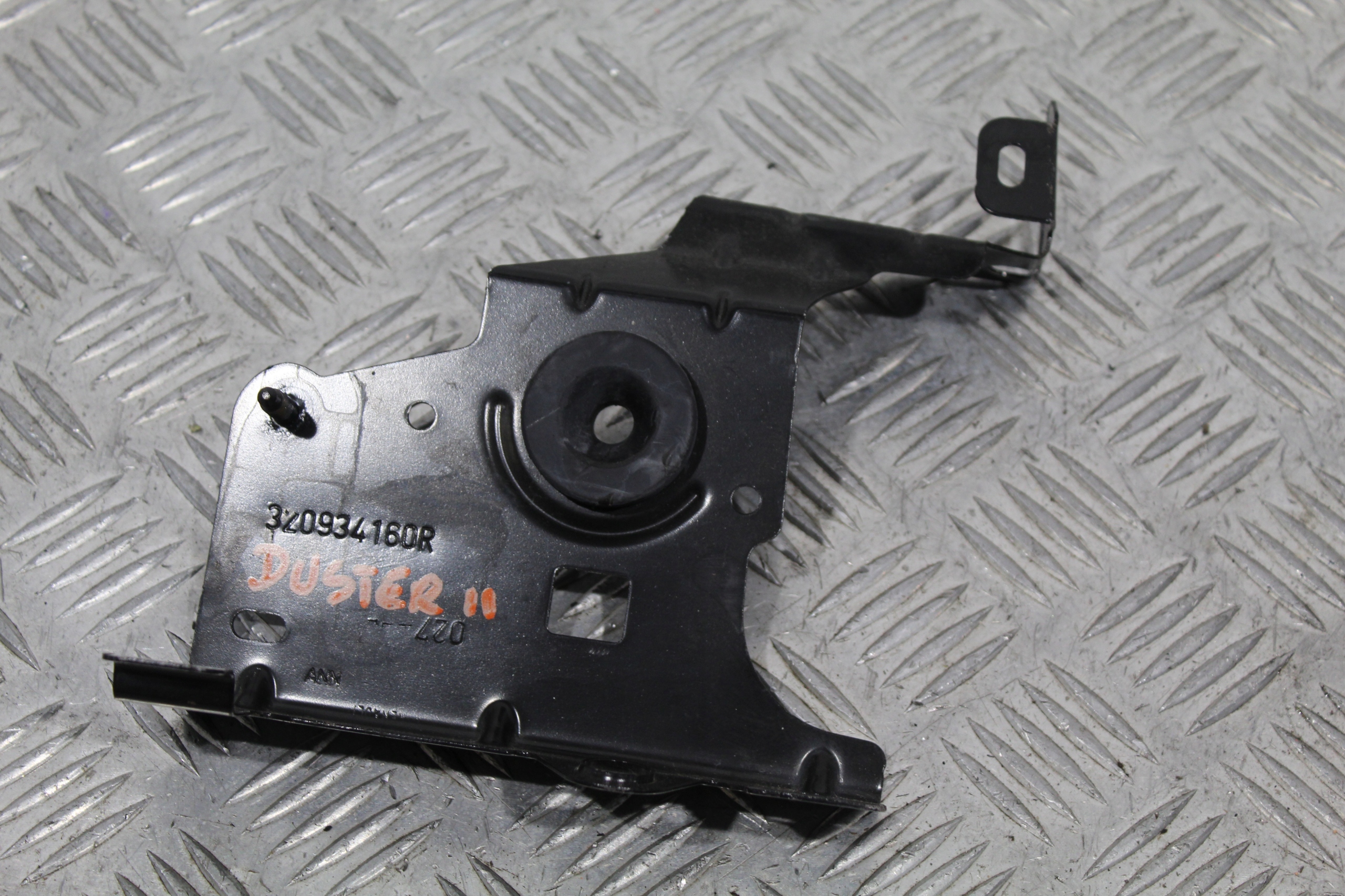 bracket holder DACIA DUSTER II 2 320934160R