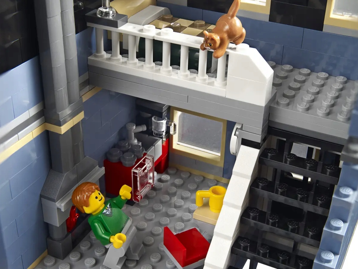 LEGO Creator Expert 10218 Зоомагазин LEGO Brand