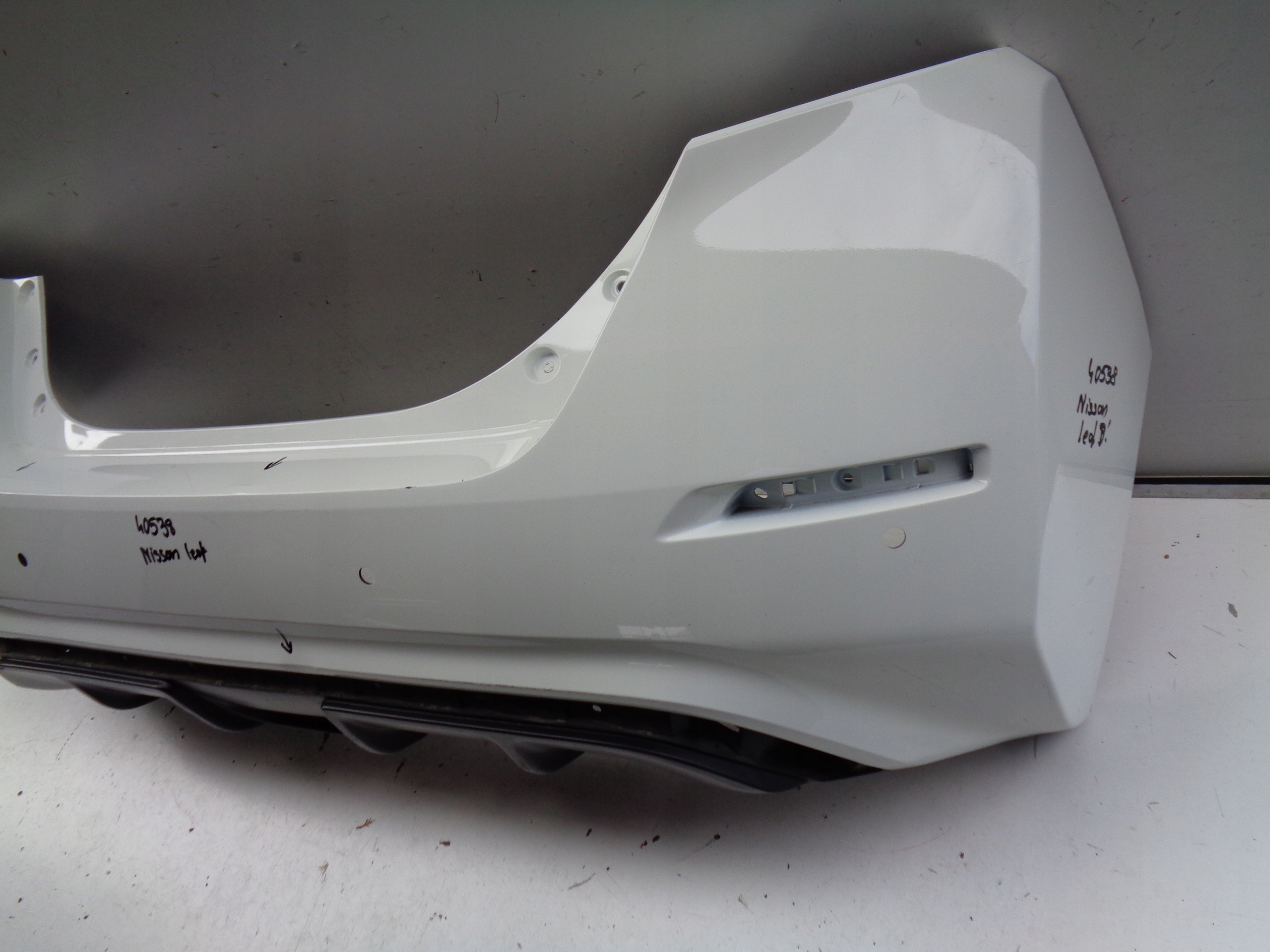 bumper rear NISSAN LEAF II 17- NR 40538
