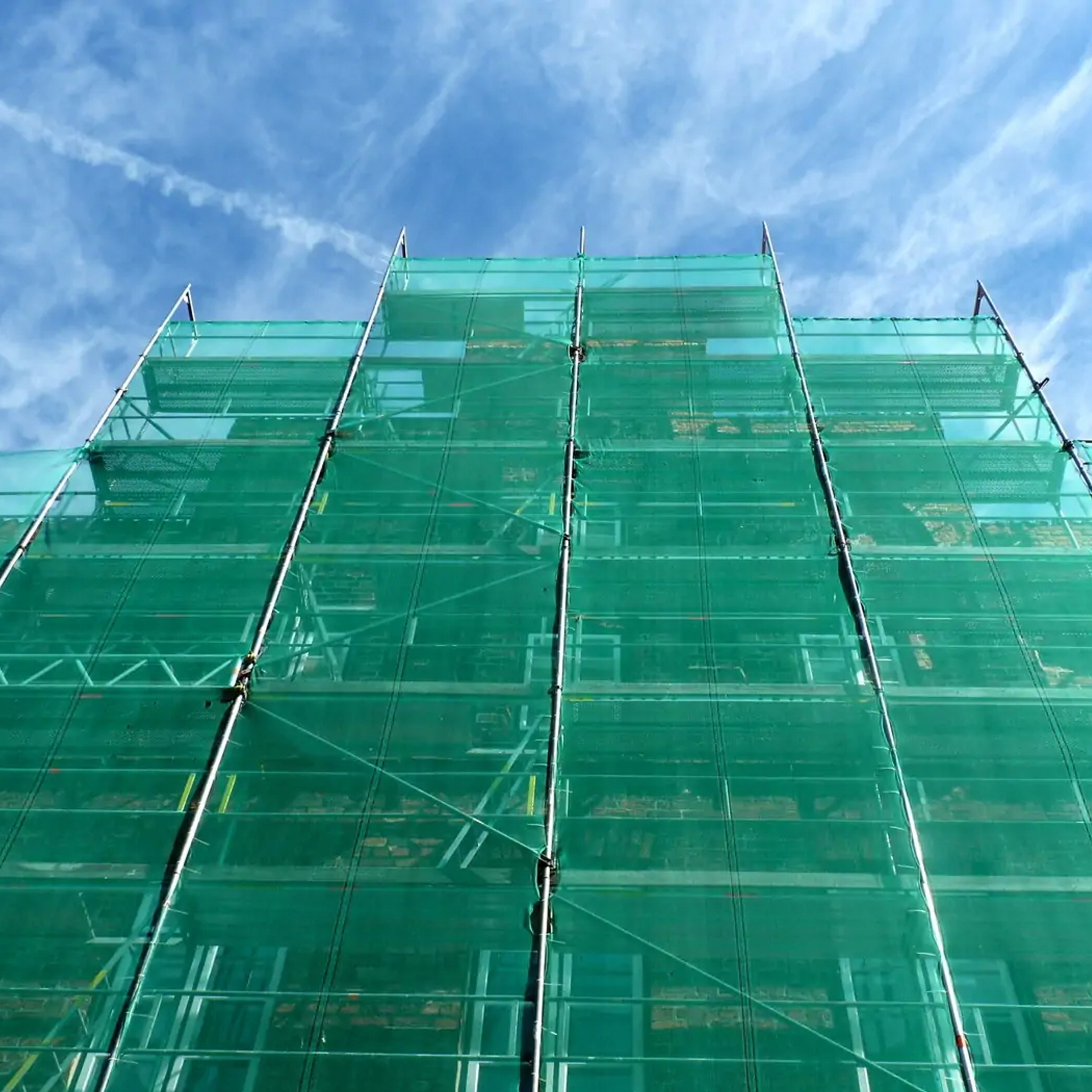 SIATKA OCHRONNA OSŁONOWA NA RUSZTOWANIA RUSZTOWANIOWA ZIELONA 3,07x20 m Waga produktu z opakowaniem jednostkowym 5 kg