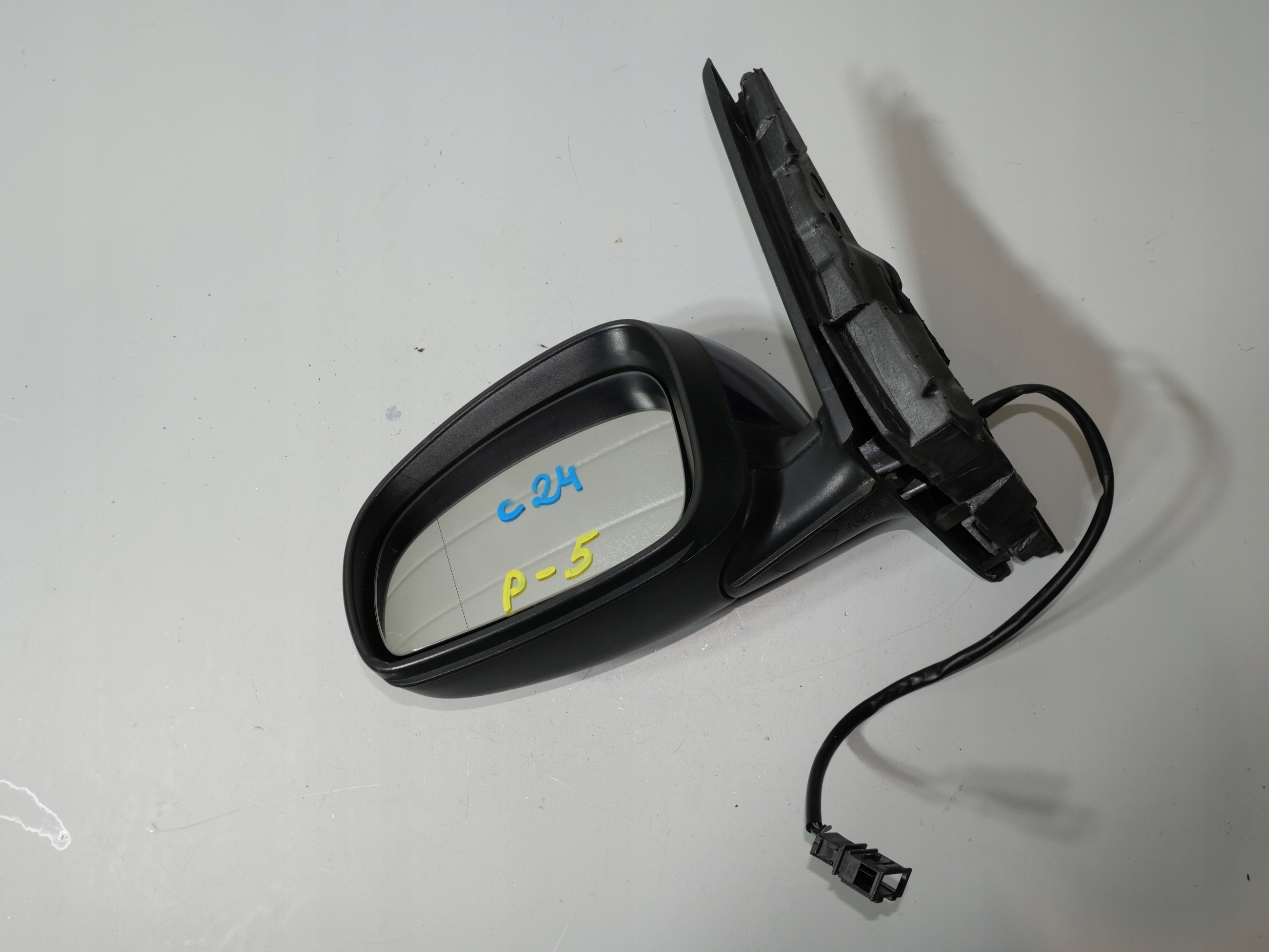mirror left SKODA ROOMSTER 5J1857501AR 5 PIN