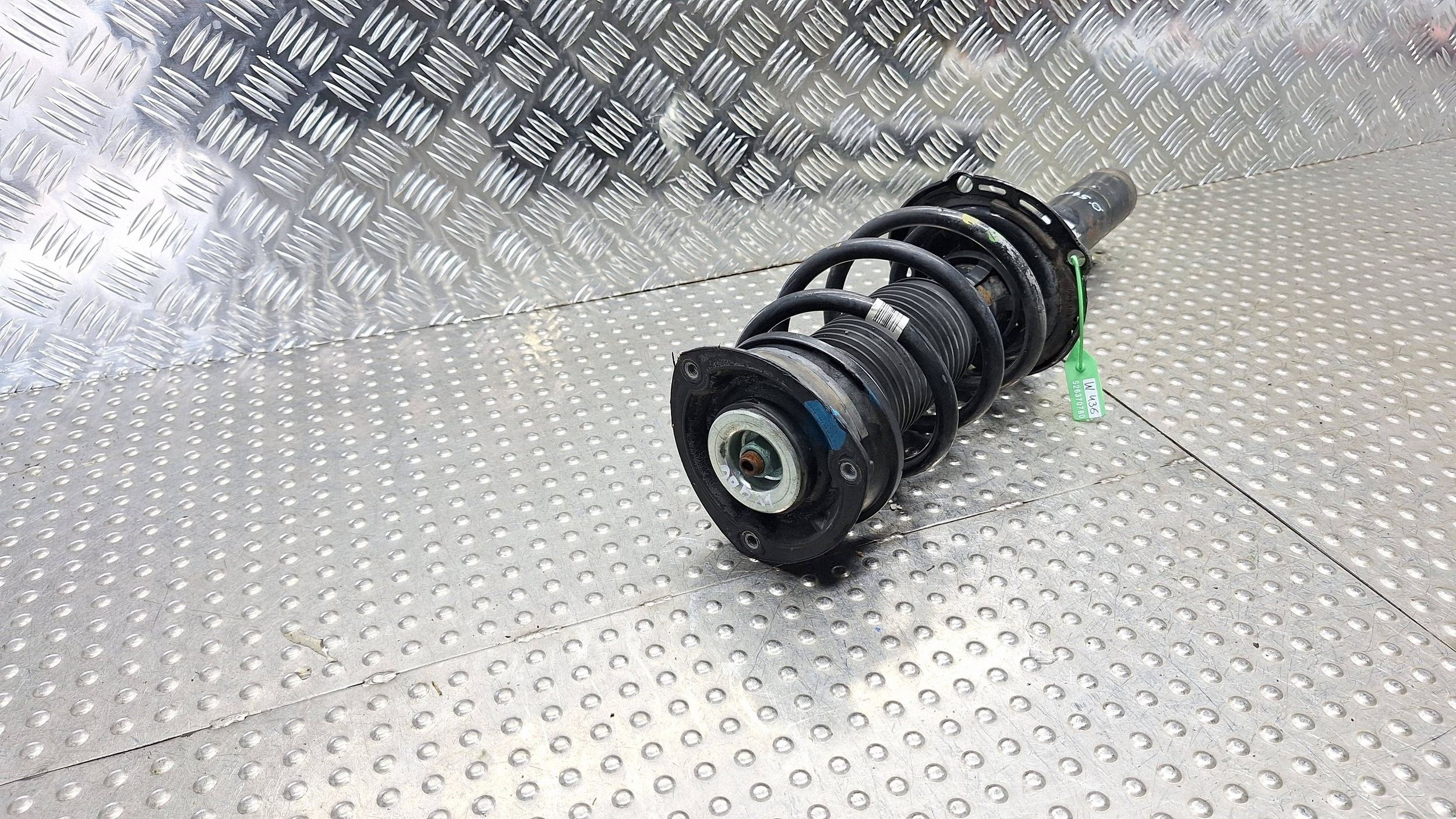 shock absorber left right front 5QA413031AB VW TOURAN III 2.0 TDI