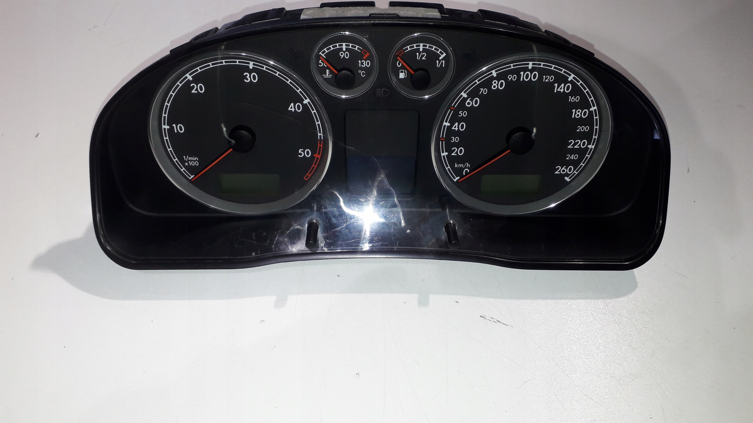 dials clock VW PASSAT B5 FL 1.9 FIS 3B0920827A