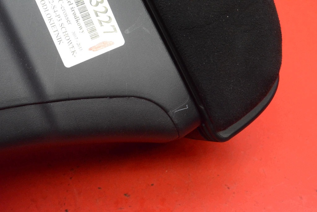 TUNEL central armrest EU 8011A083/4 CITROEN C-CROSSER 07-13