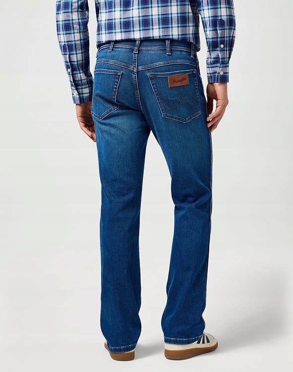 Pánské jednoduché džínové kalhoty Wrangler Texas Verdant Tone 112364455 48/34
