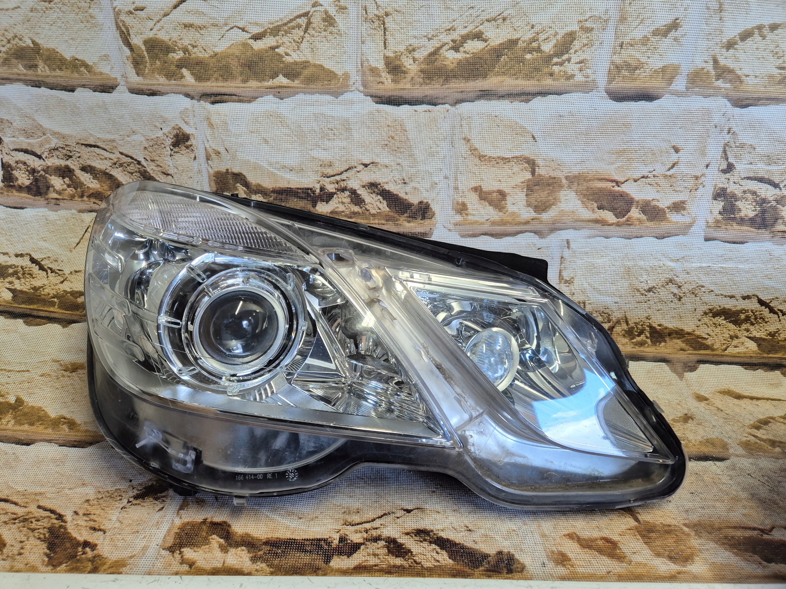 mercedes e KLASA w212 xenon skrętny ils prawa lampa europa