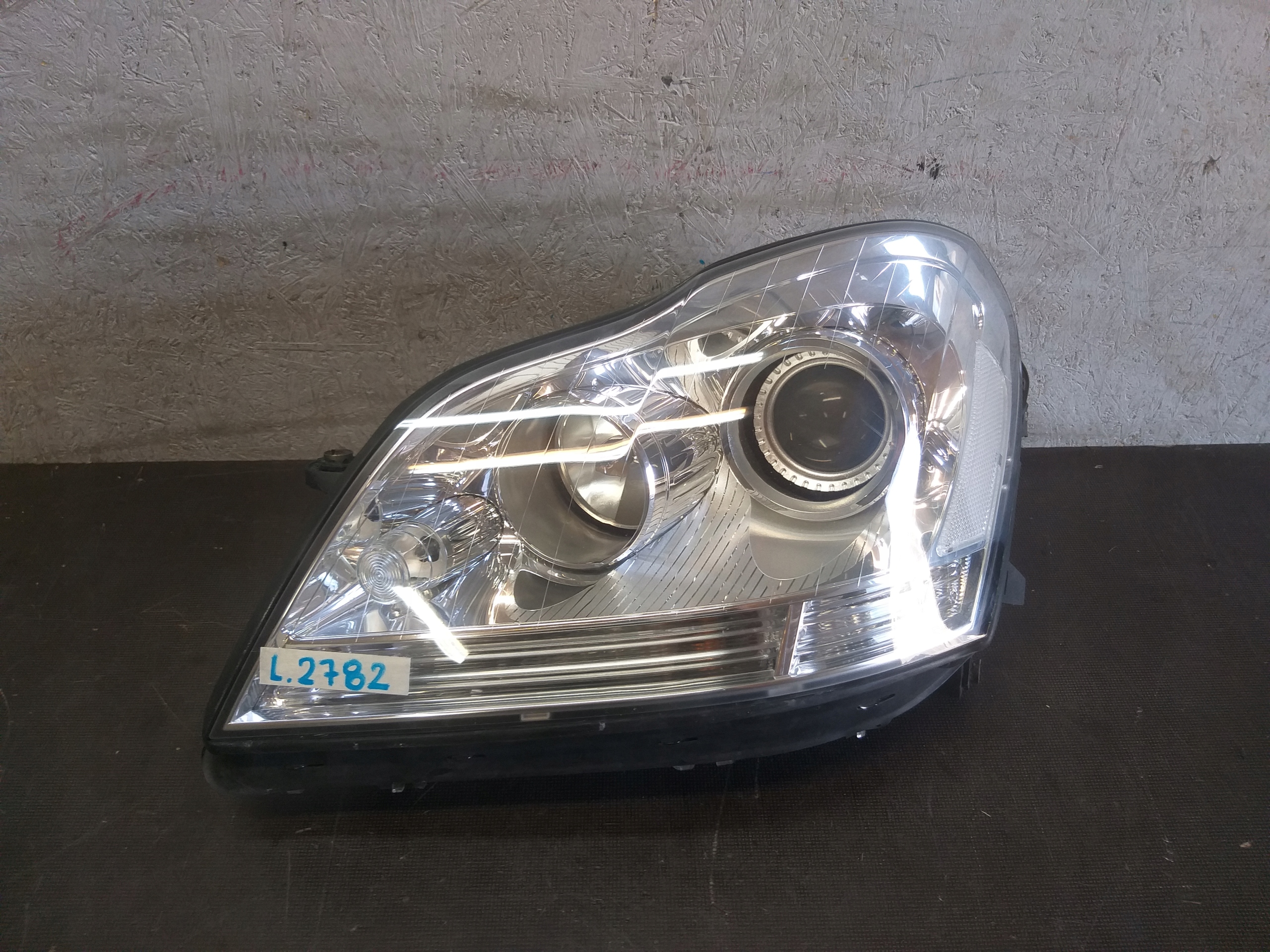 LIGHT LIGHTS FRONT MERCEDES GL W164 XENON POSITIONING