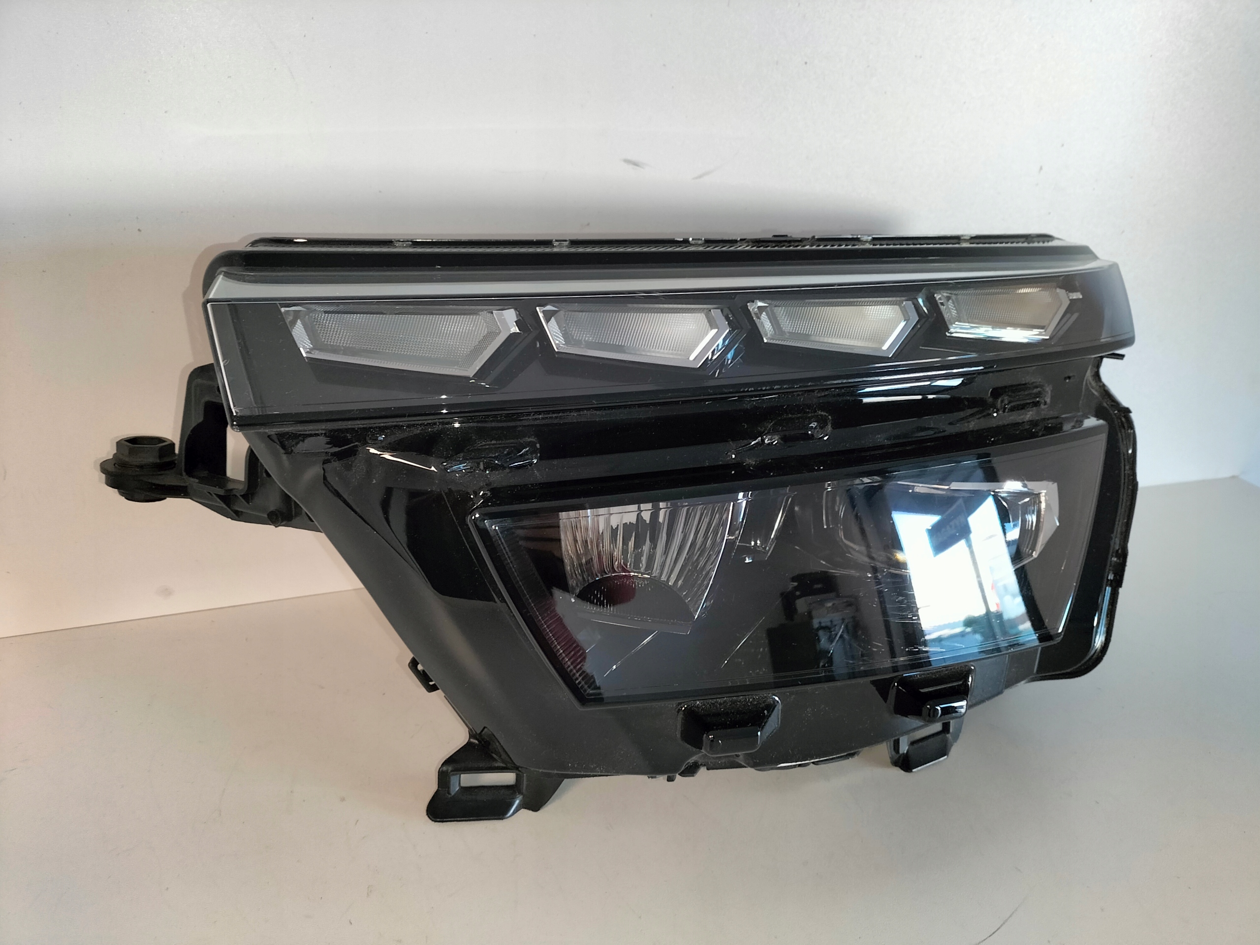 light front reflektor left SKODA KAMIQ 19- FULL LED CRYSTAL LIGHTING