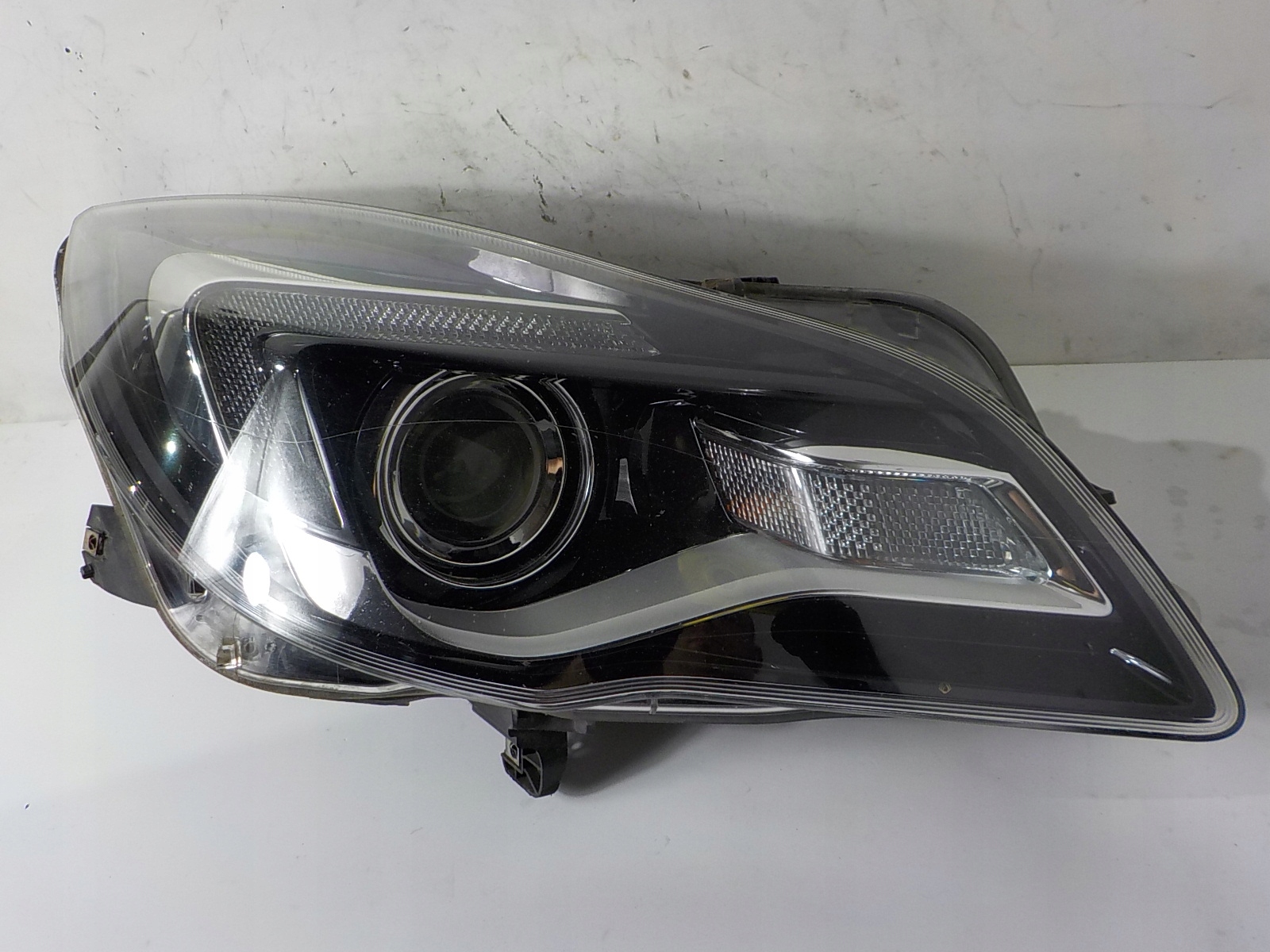 OPEL INSIGNIA A LIFT light right front front 1LL011165-78