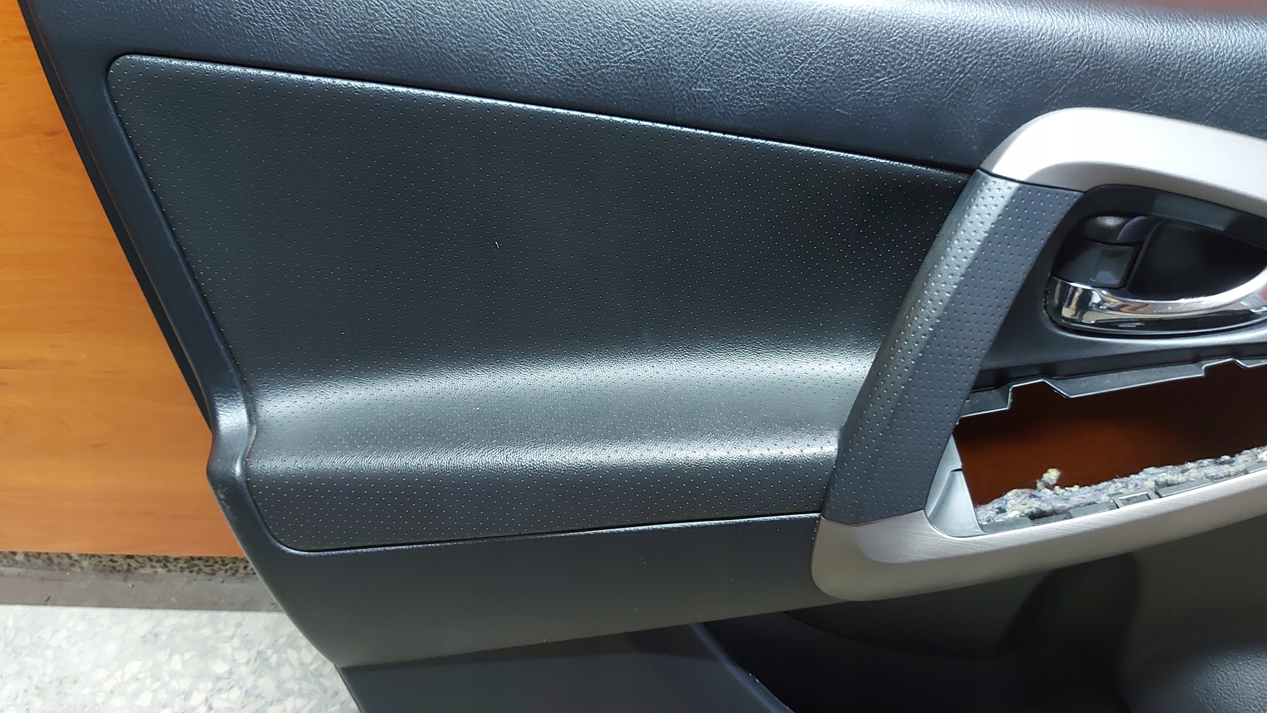 upholstery side door left left front front TOYOTA RAV4 III 05-08 EU