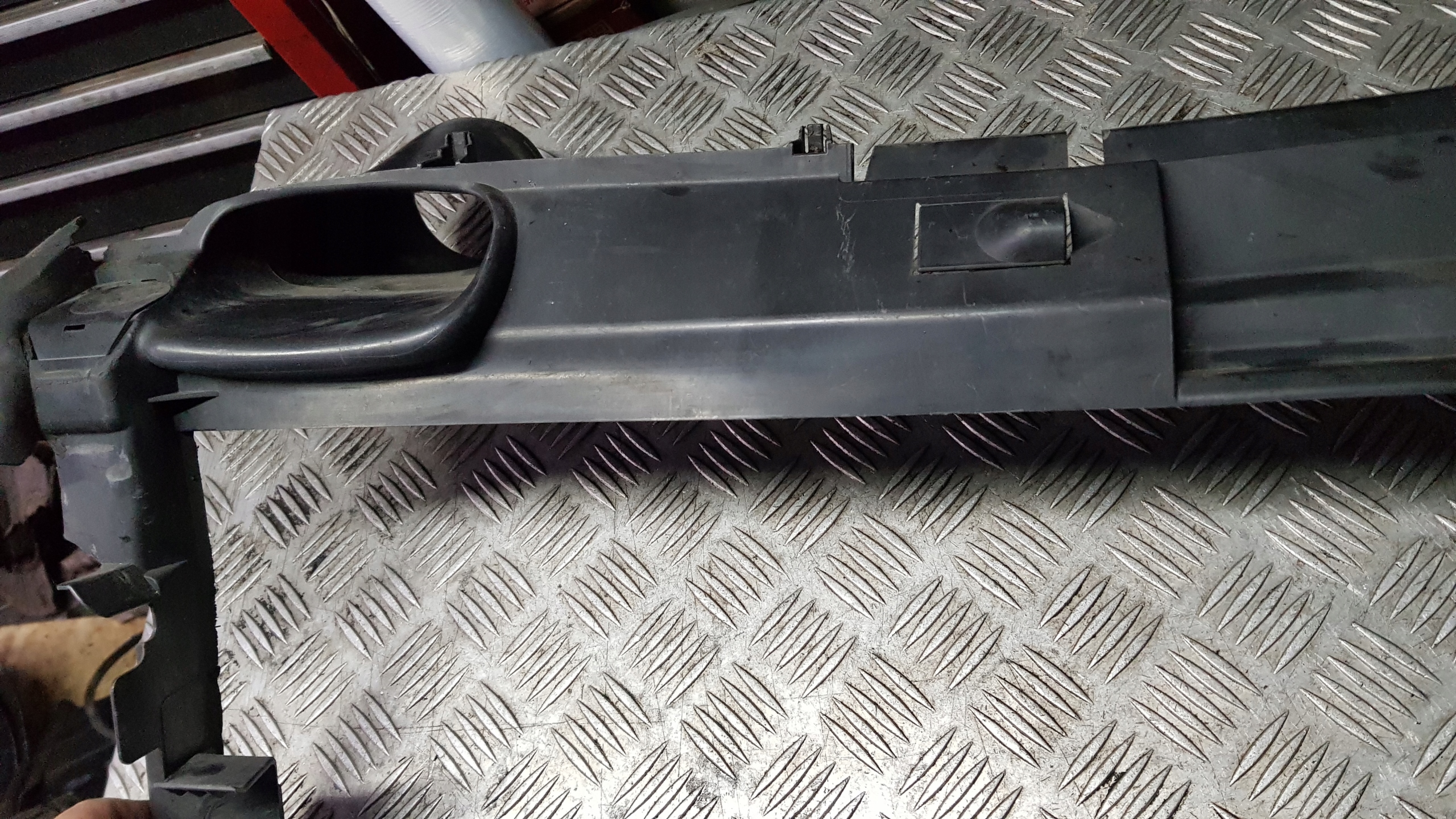 MERCEDES W203 COUPE intake air steering wheel, support panel for radiators