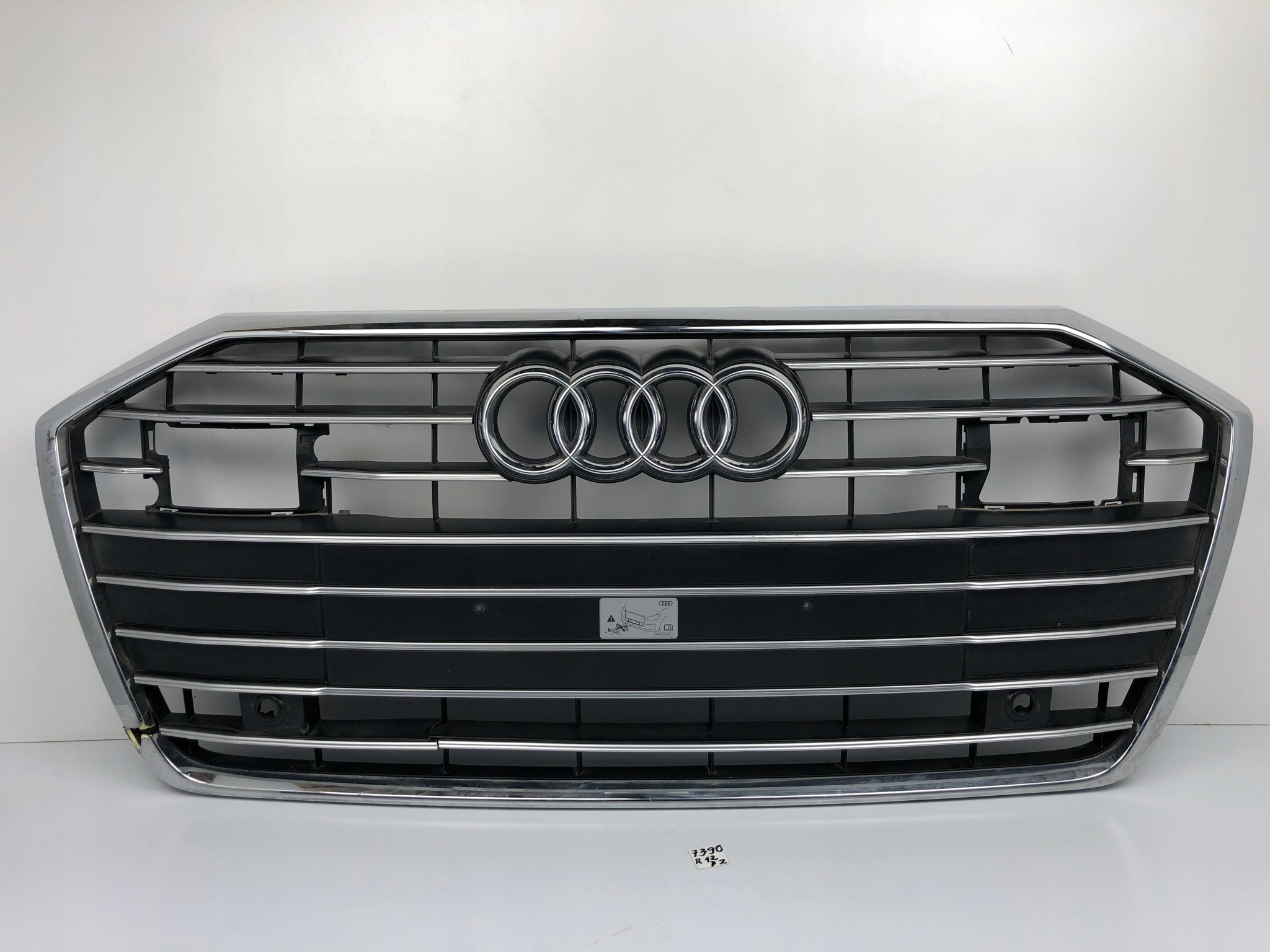 maska AUDI A6 C8 4K0 4K0853651C