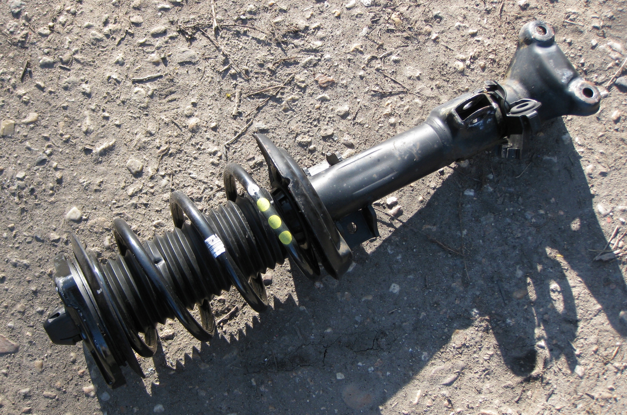 MERCEDES W207 3.0 CDI 11R shock absorber front A2043202966