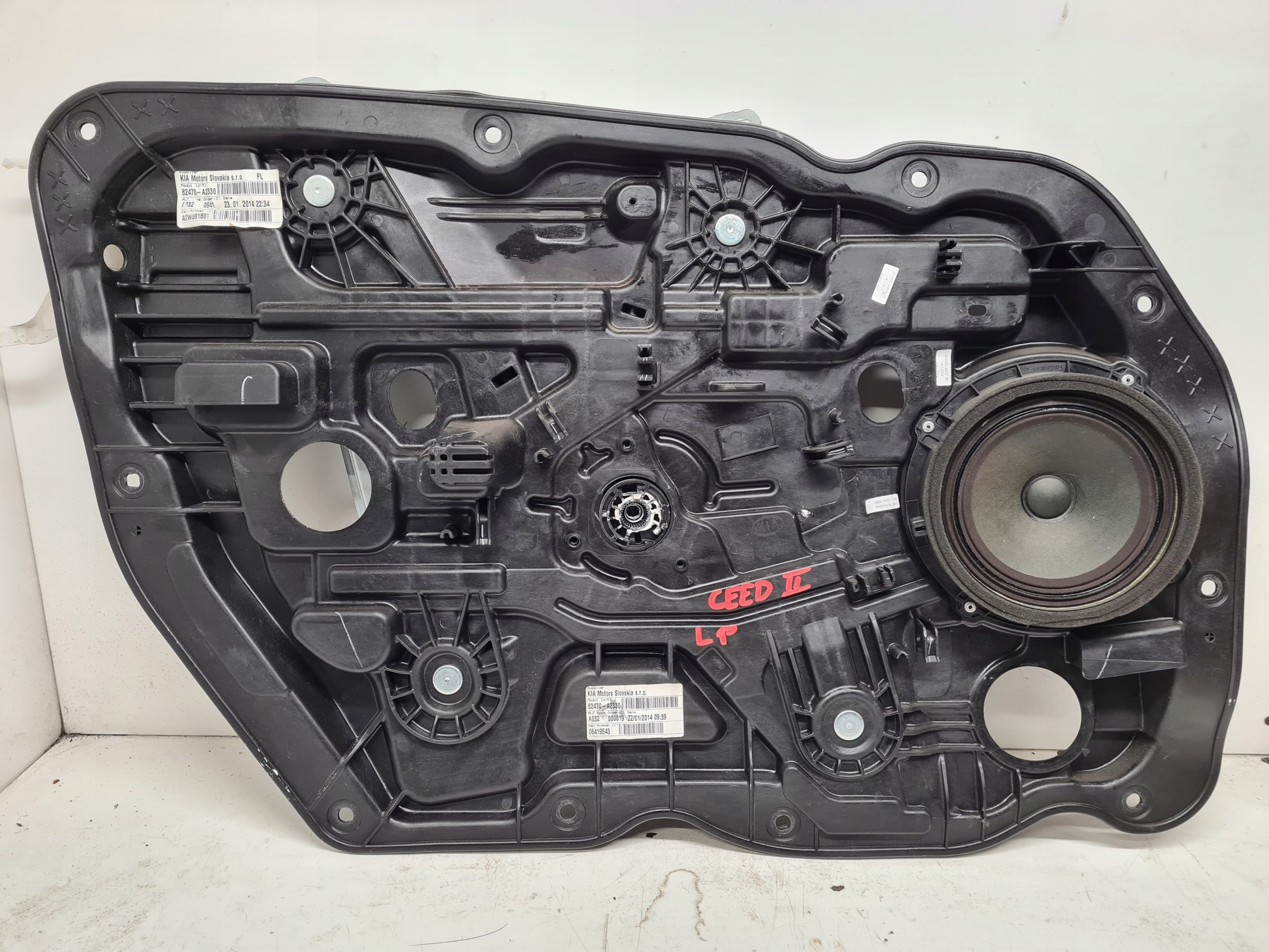 KIA CEED II window regulator left front 2012
