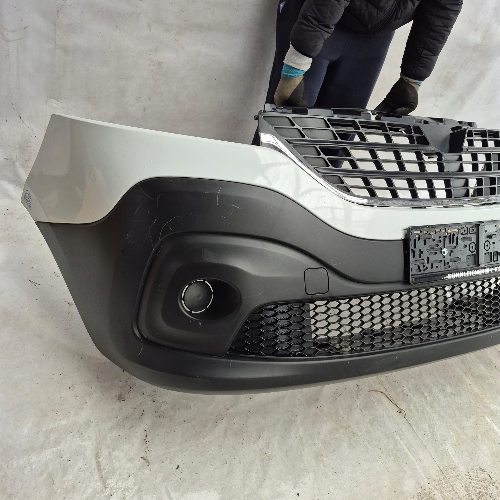 RENAULT TRAFIC III LIFT 19-21 bumper front front grill 620223380R