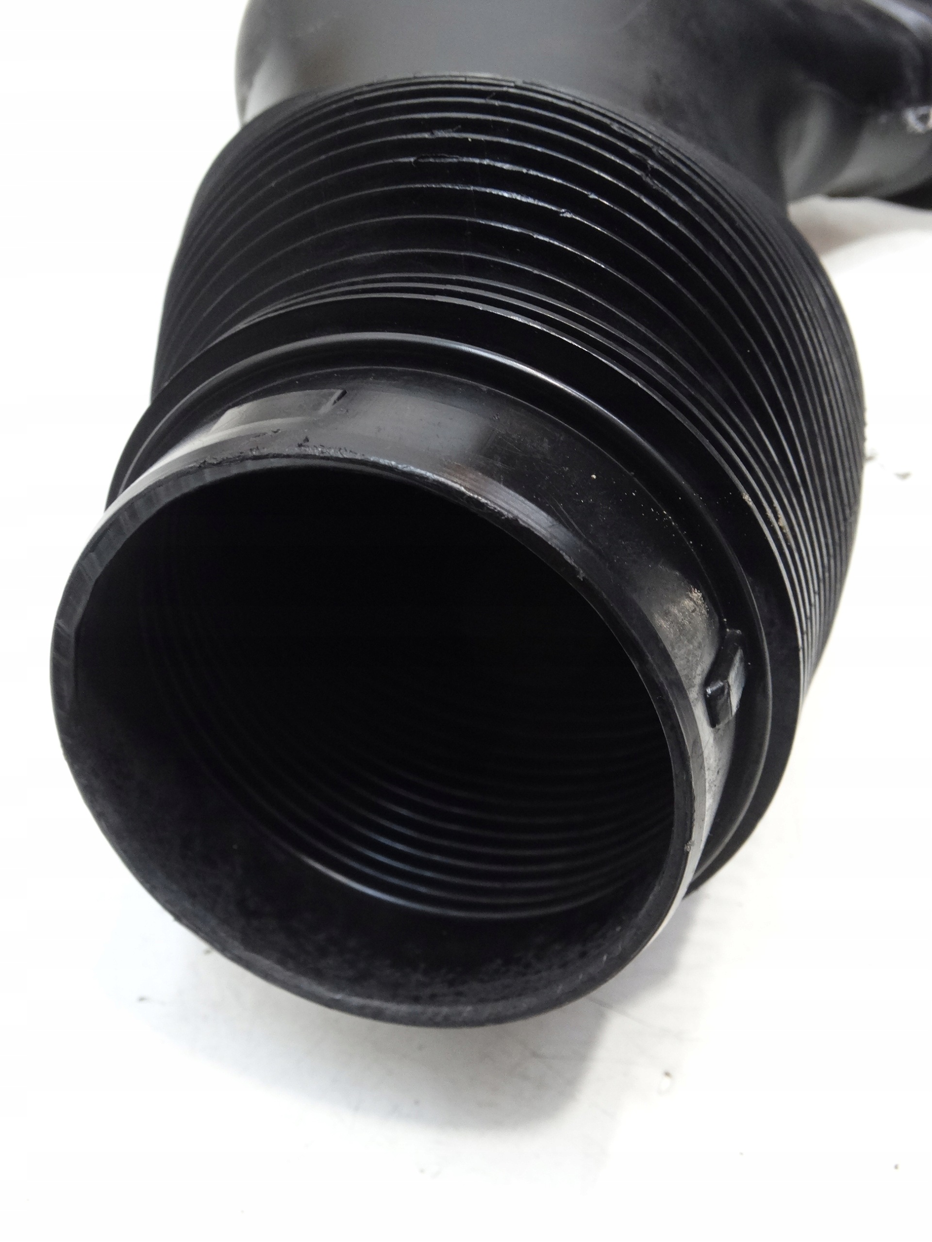 pipe air hose VOLKSWAGEN TRANSPORTER T5 7H0129647