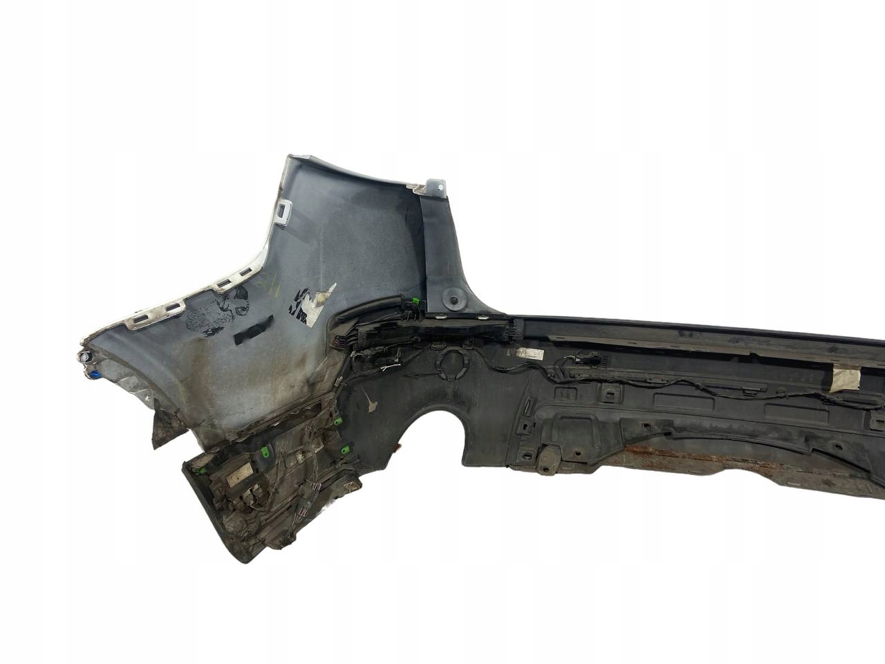 ZDERZAK TYLNY KOMPLET LAND ROVER DISCOVERY SPORT L550 FK72-17K835-BD8LML Typ samochodu 4x4/SUV Samochody osobowe