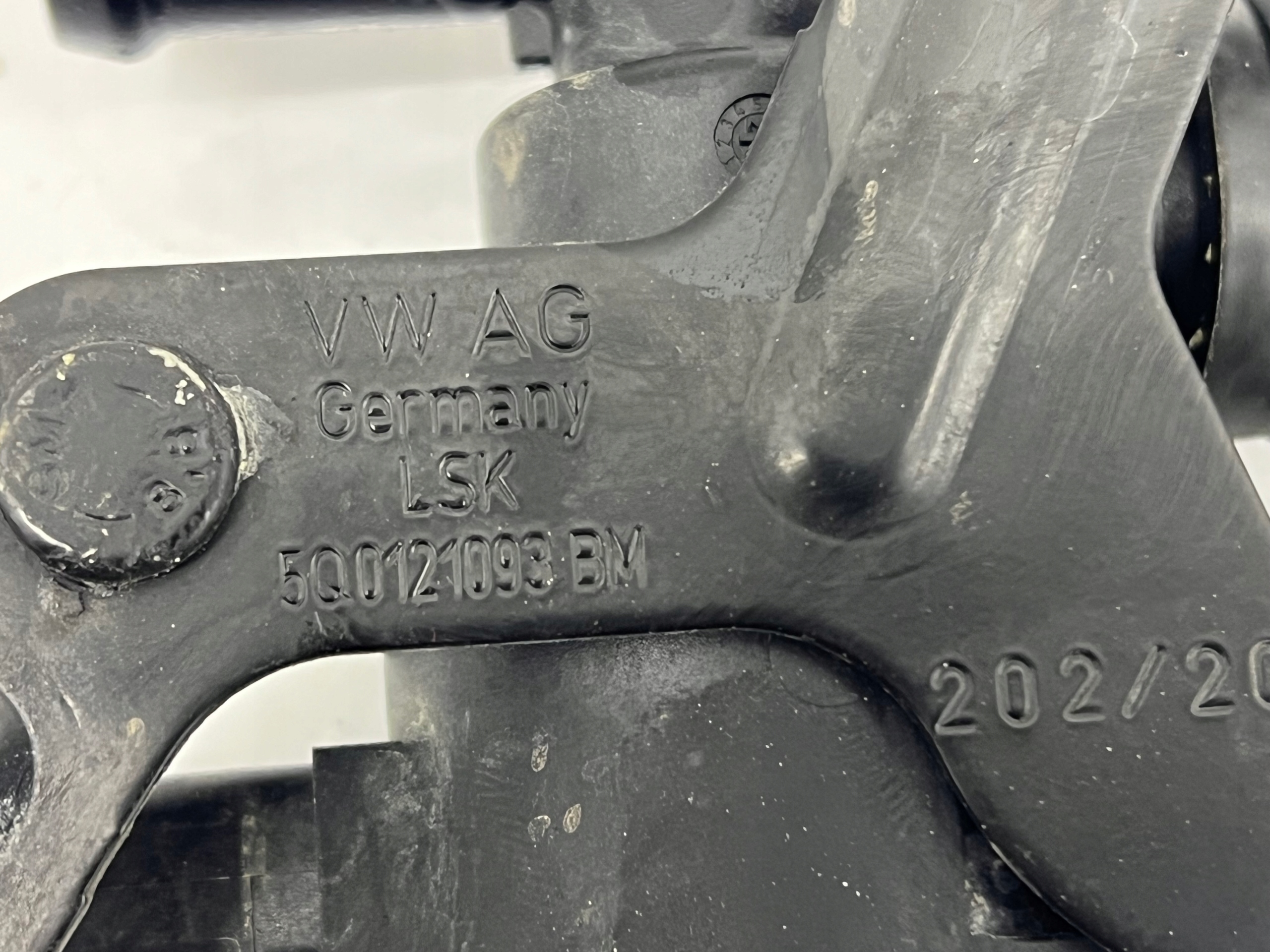 SEAT LEON 4 IV supplementary water pump 5WA122096