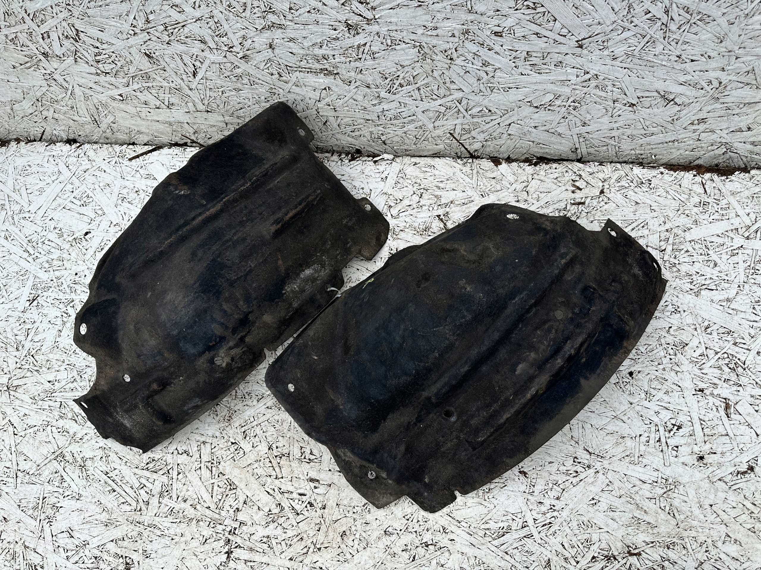 MEGANE IV NADKOLE PRAWE PRZEDNIE KOMPLET