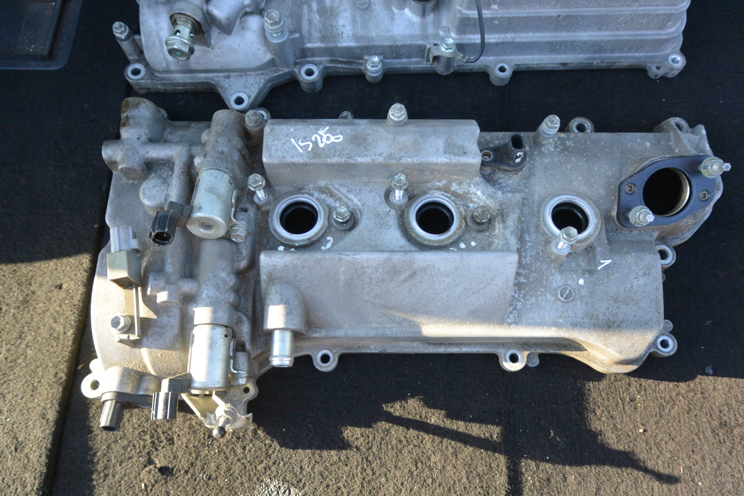 Abdeckung der Ventile links rechts LEXUS IS250 2.5 V6 KOMPLET